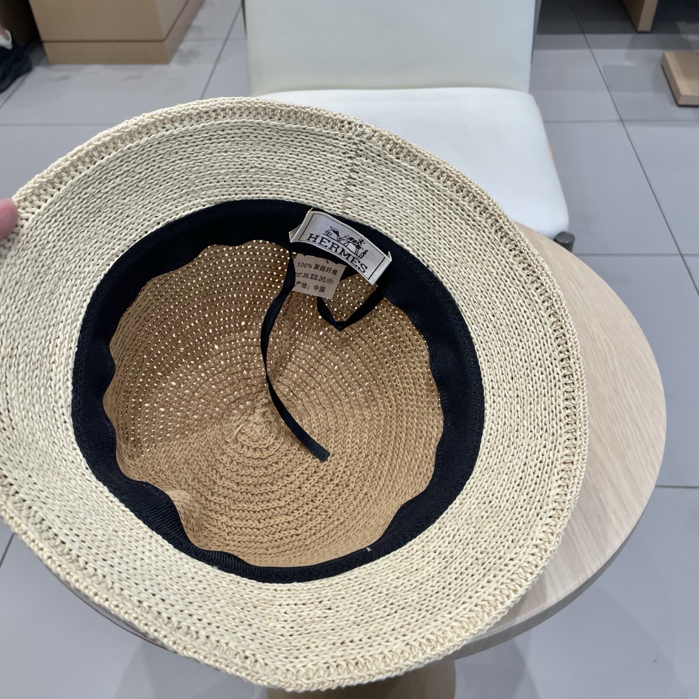   爱马仕Hermes手工编织盆帽遮阳防晒帽子女韩版镂空透气夏季可折叠显脸小渔夫帽