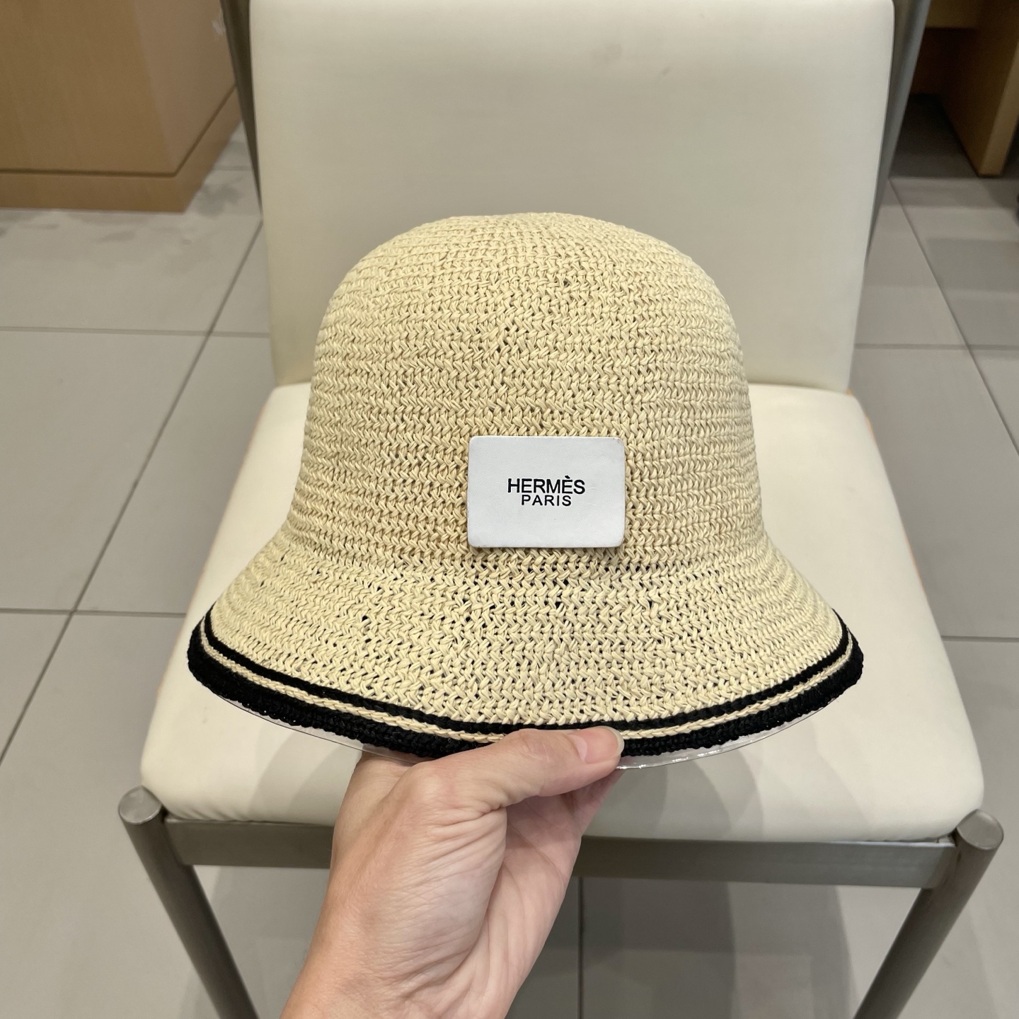   爱马仕Hermes手工编织盆帽遮阳防晒帽子女韩版镂空透气夏季可折叠显脸小渔夫帽