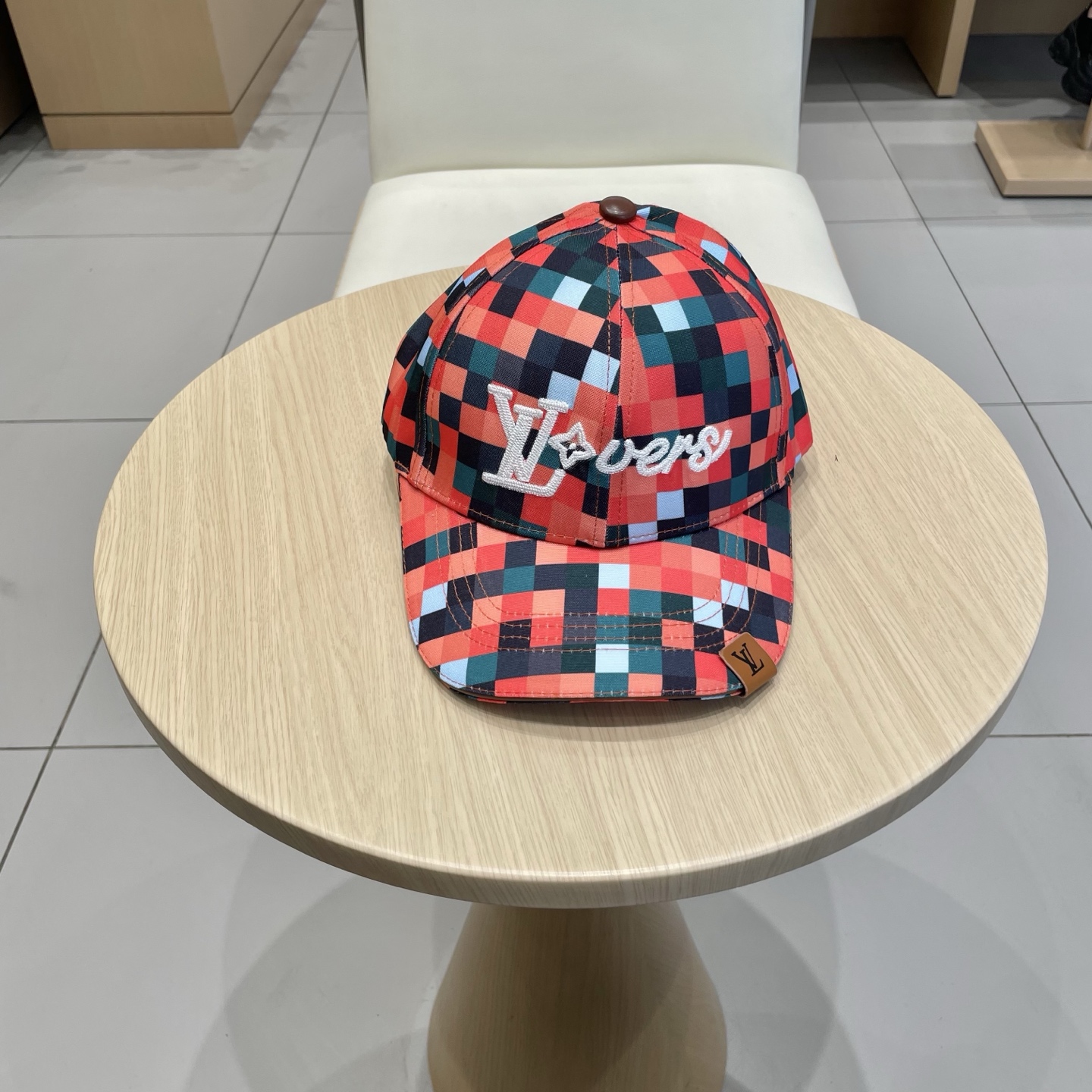  🧢路易威登lv棒球帽 LouisVuitton😍新款重工打造♥️高端大气，百搭款🤗男女通用！