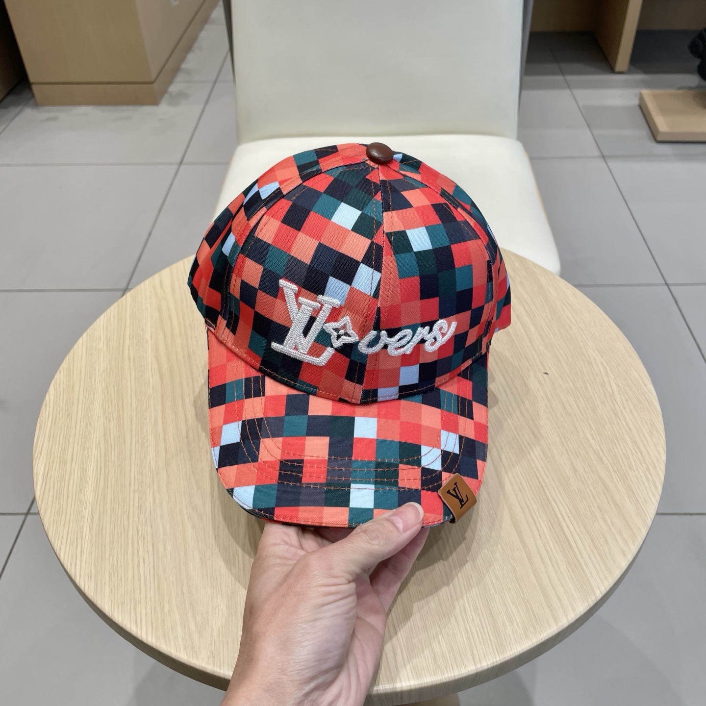  🧢路易威登lv棒球帽 LouisVuitton😍新款重工打造♥️高端大气，百搭款🤗男女通用！