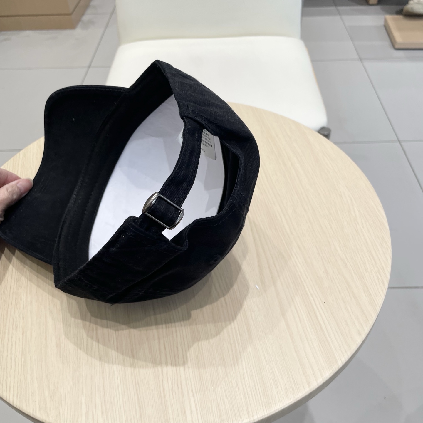  圣罗兰棒球帽女2025新款高品质磨毛破洞百搭水洗棉潮牌鸭舌帽显脸小