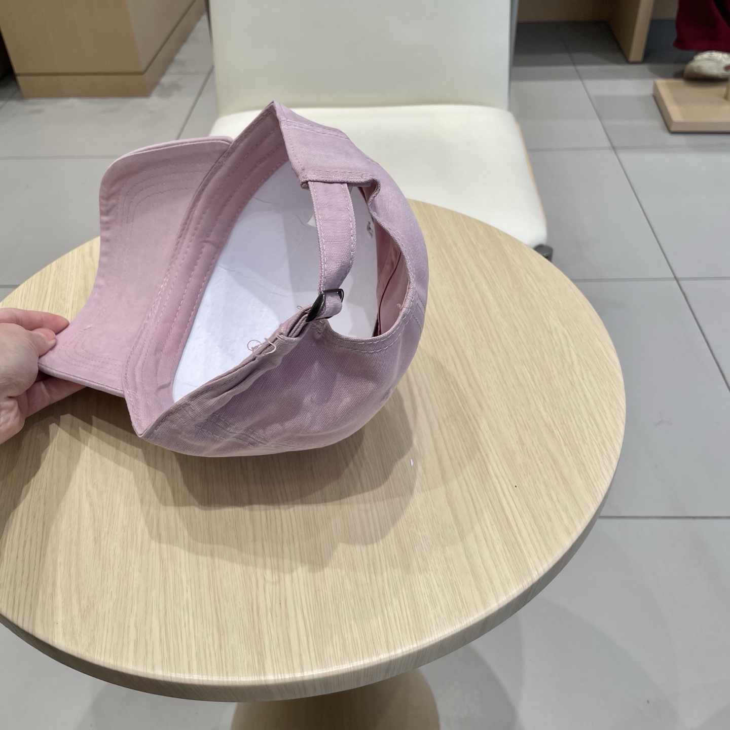  圣罗兰棒球帽女2025新款高品质磨毛破洞百搭水洗棉潮牌鸭舌帽显脸小