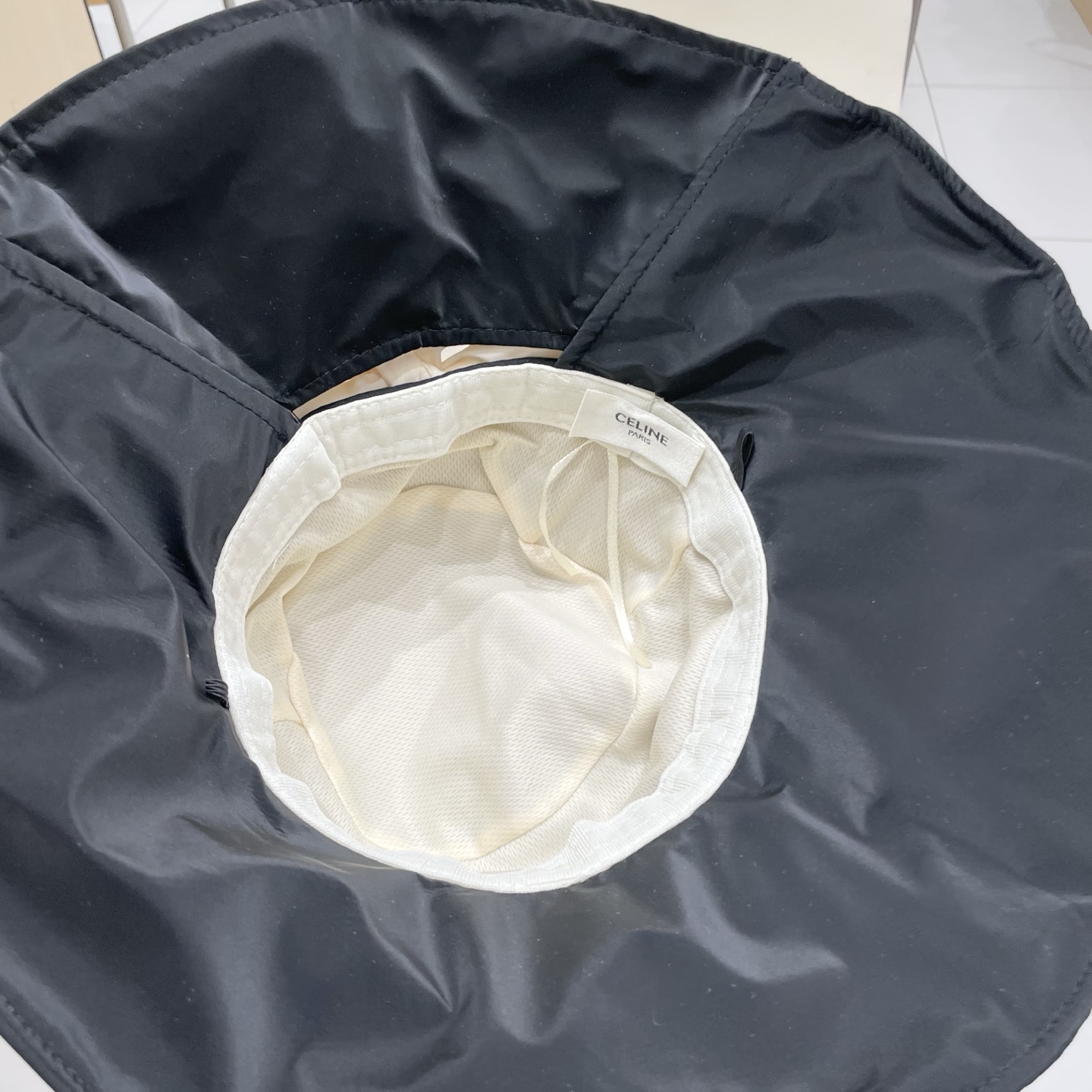 塞琳Celine2025新款夏季女防晒帽防紫外线大帽檐蝴蝶结遮阳渔夫帽子