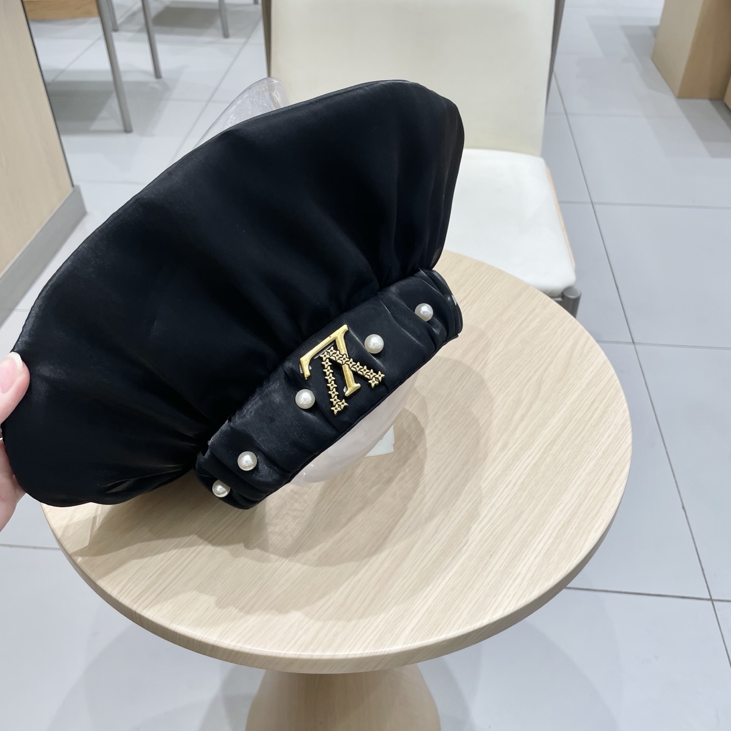 lv路易威登2025新款日系珍珠装饰大檐空顶帽女出游防紫外线遮阳贝壳帽太阳帽