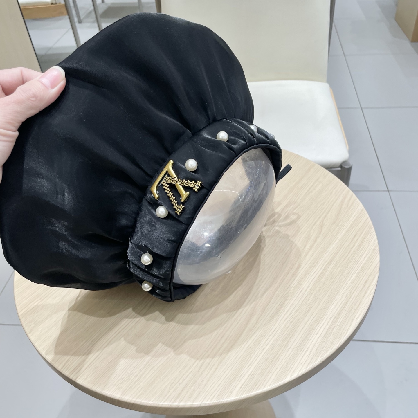 lv路易威登2025新款日系珍珠装饰大檐空顶帽女出游防紫外线遮阳贝壳帽太阳帽