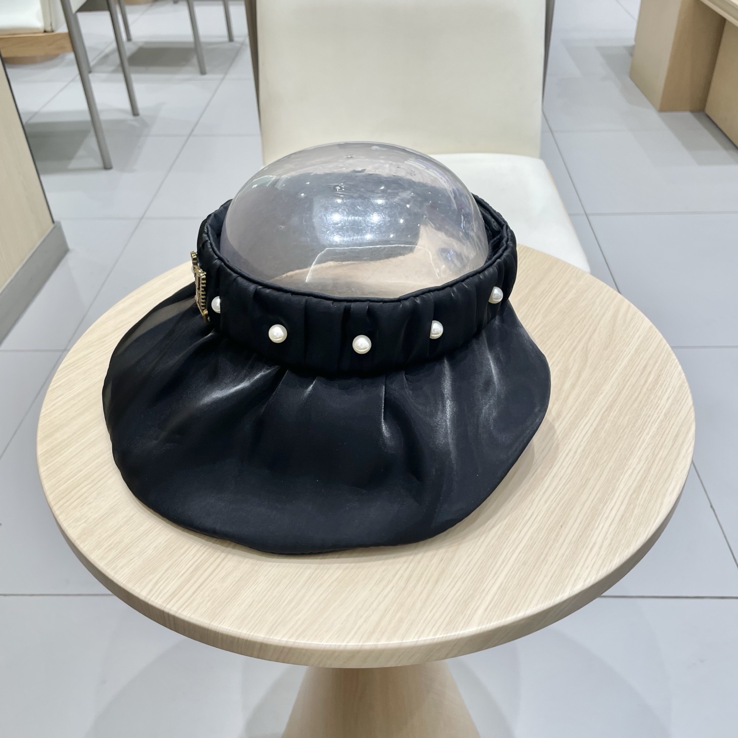 lv路易威登2025新款日系珍珠装饰大檐空顶帽女出游防紫外线遮阳贝壳帽太阳帽