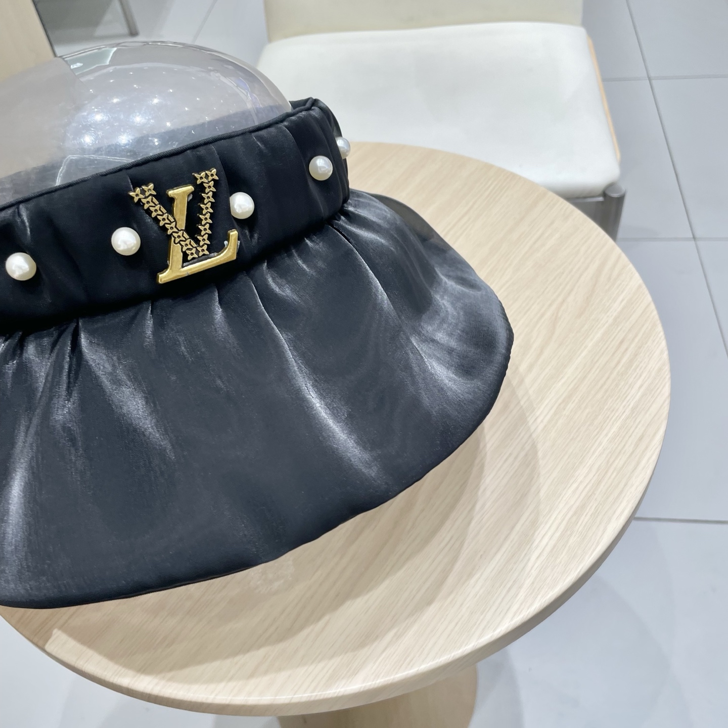 lv路易威登2025新款日系珍珠装饰大檐空顶帽女出游防紫外线遮阳贝壳帽太阳帽