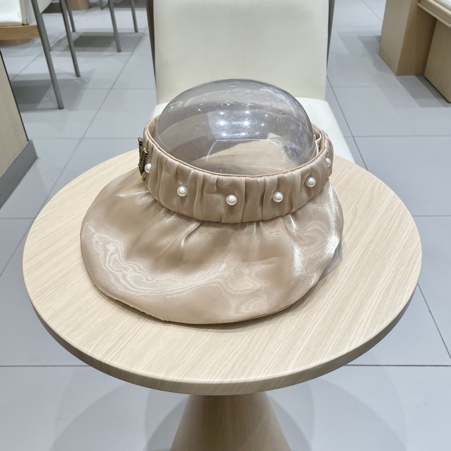 lv路易威登2025新款日系珍珠装饰大檐空顶帽女出游防紫外线遮阳贝壳帽太阳帽