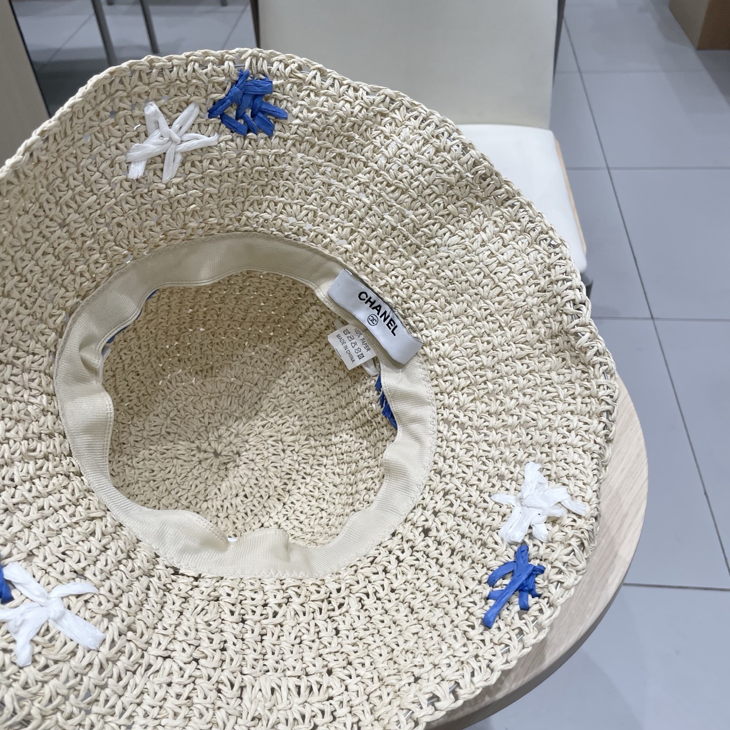  Chanel 手工草编花朵草帽女夏季镂空大檐遮阳防晒法式海边沙滩度假渔夫帽