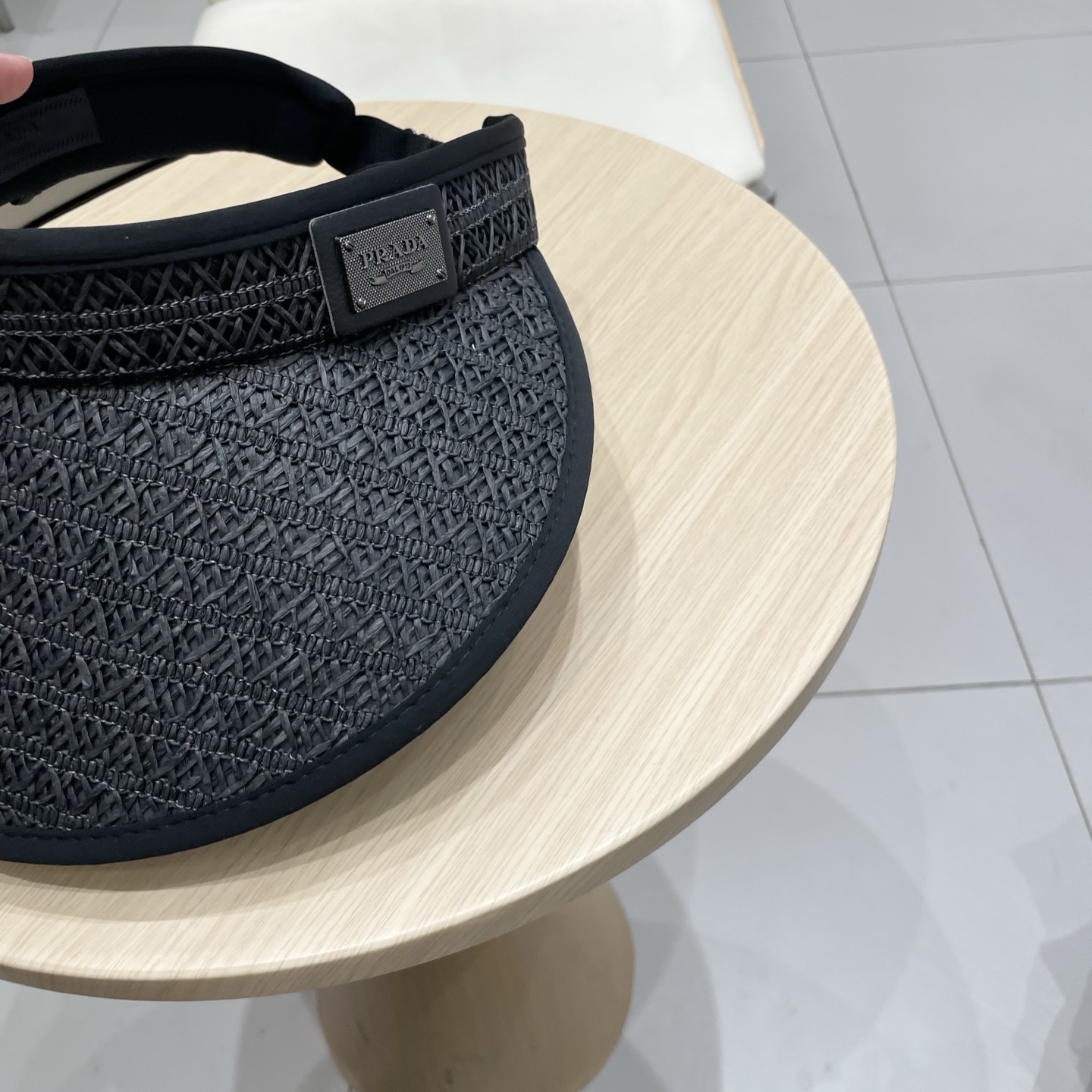 普拉达Prada夏季草编黑胶空顶帽女韩系大檐户外出游防晒遮阳帽遮脸可折叠帽子