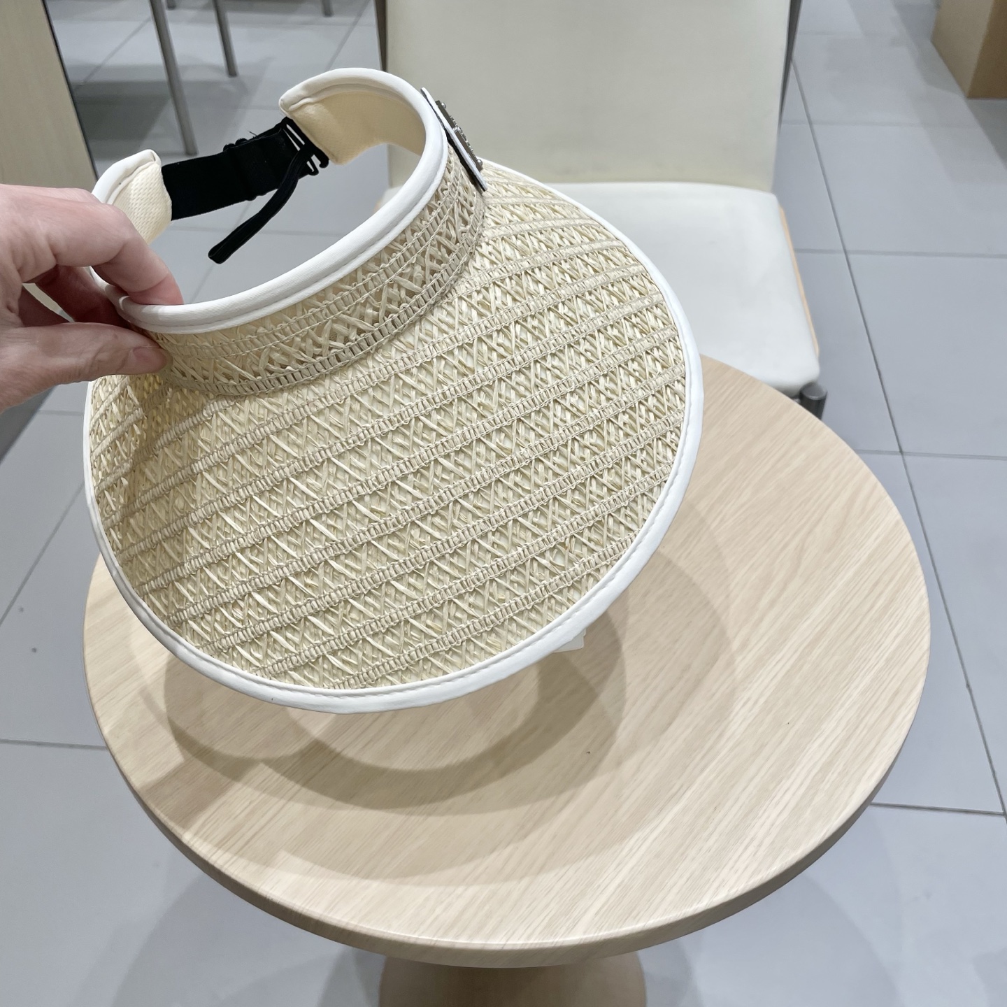 普拉达Prada夏季草编黑胶空顶帽女韩系大檐户外出游防晒遮阳帽遮脸可折叠帽子