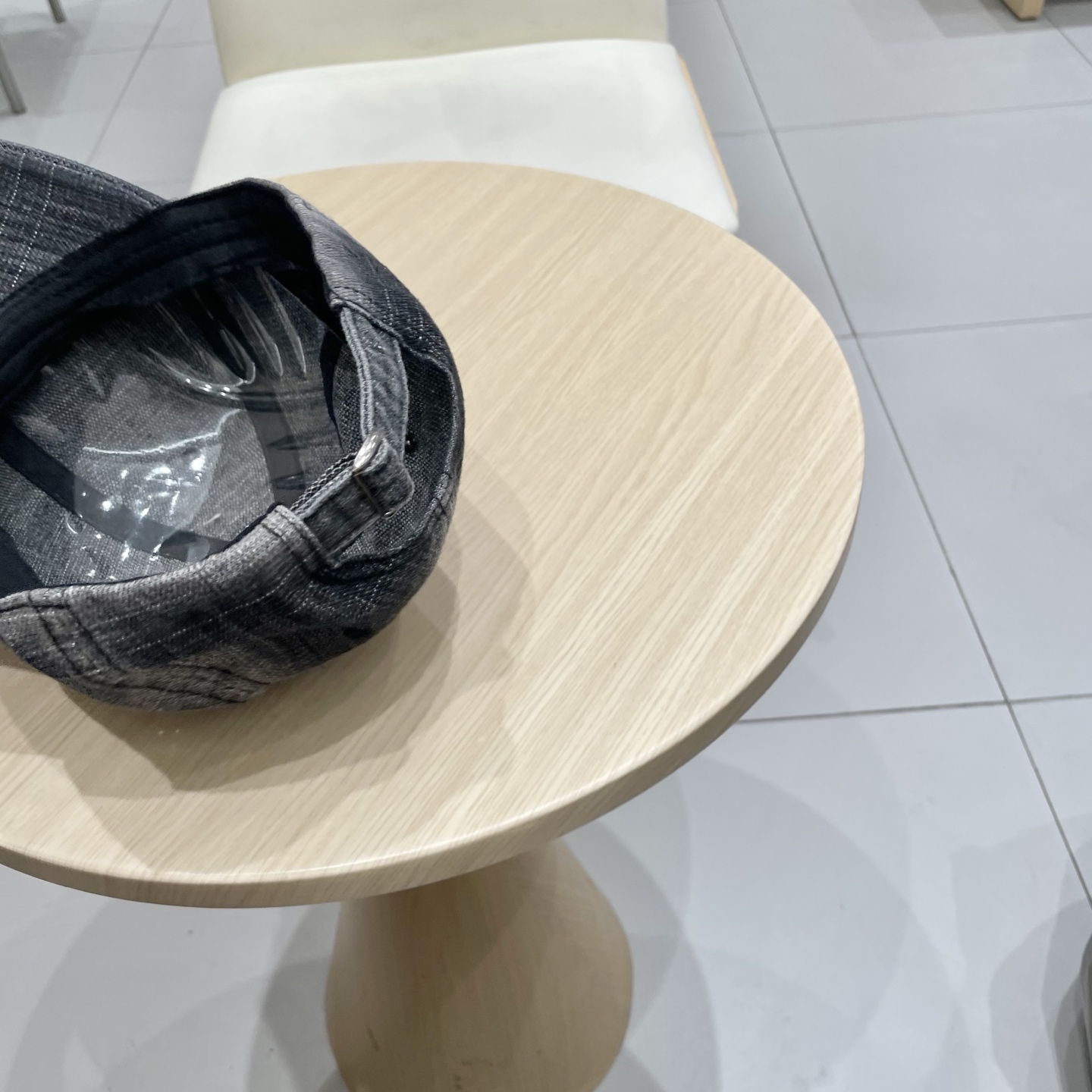  爆款🔥Alo新款棒球帽
定制超薄纯棉面料，简约时尚更透气，超火爆
现货秒发