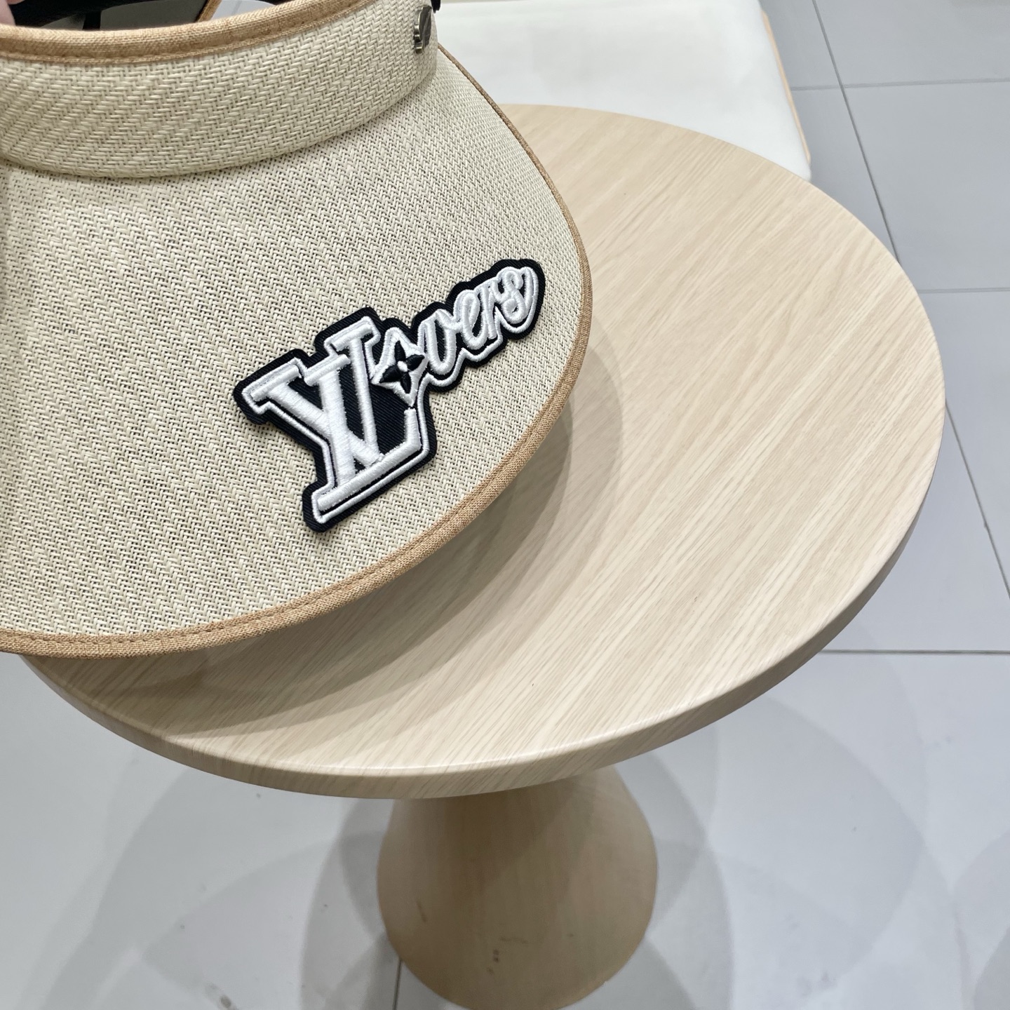   【LV路易威登】2025夏季新款男女款遮阳帽空顶帽，大牌出货，超方便！好搭！出街必备