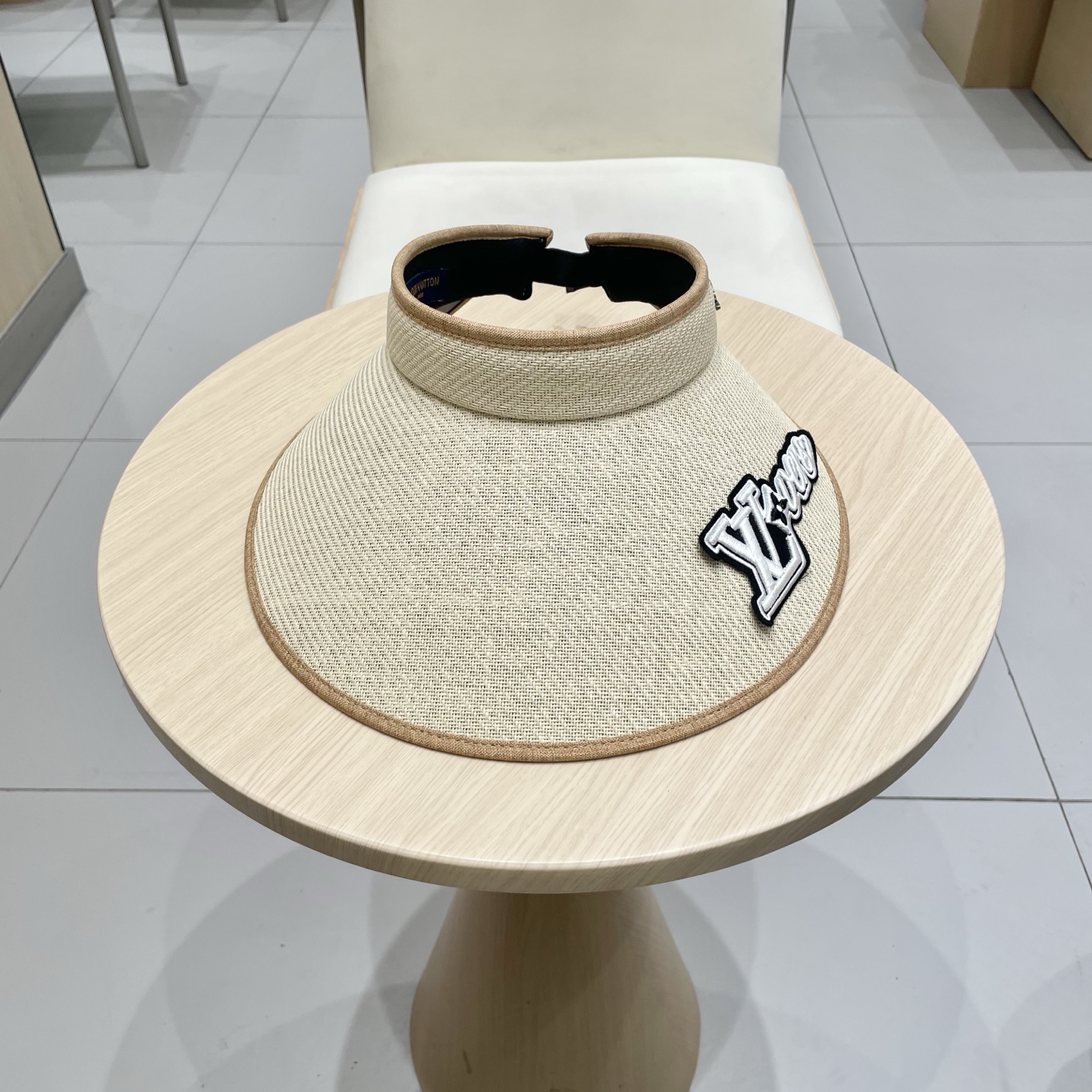 NO:226144,[LV Louis Vuitton] 2025 summer new men's and women's sun hats empty top hats, big brands shipped, super convenient!  Easy to match!  Essential hats, straw hats, fisherman hats, baseball hats, hats, louis vuitton, louis vuitton, espadrilles, hats19860909【LV路易威登】2025夏季新款男女款遮阳帽空顶帽,大牌出货,超方便！好搭！出街必备帽子草帽渔夫帽棒球帽,帽子,louis vuitton,louis vuitton,espadrilles,hats,hat