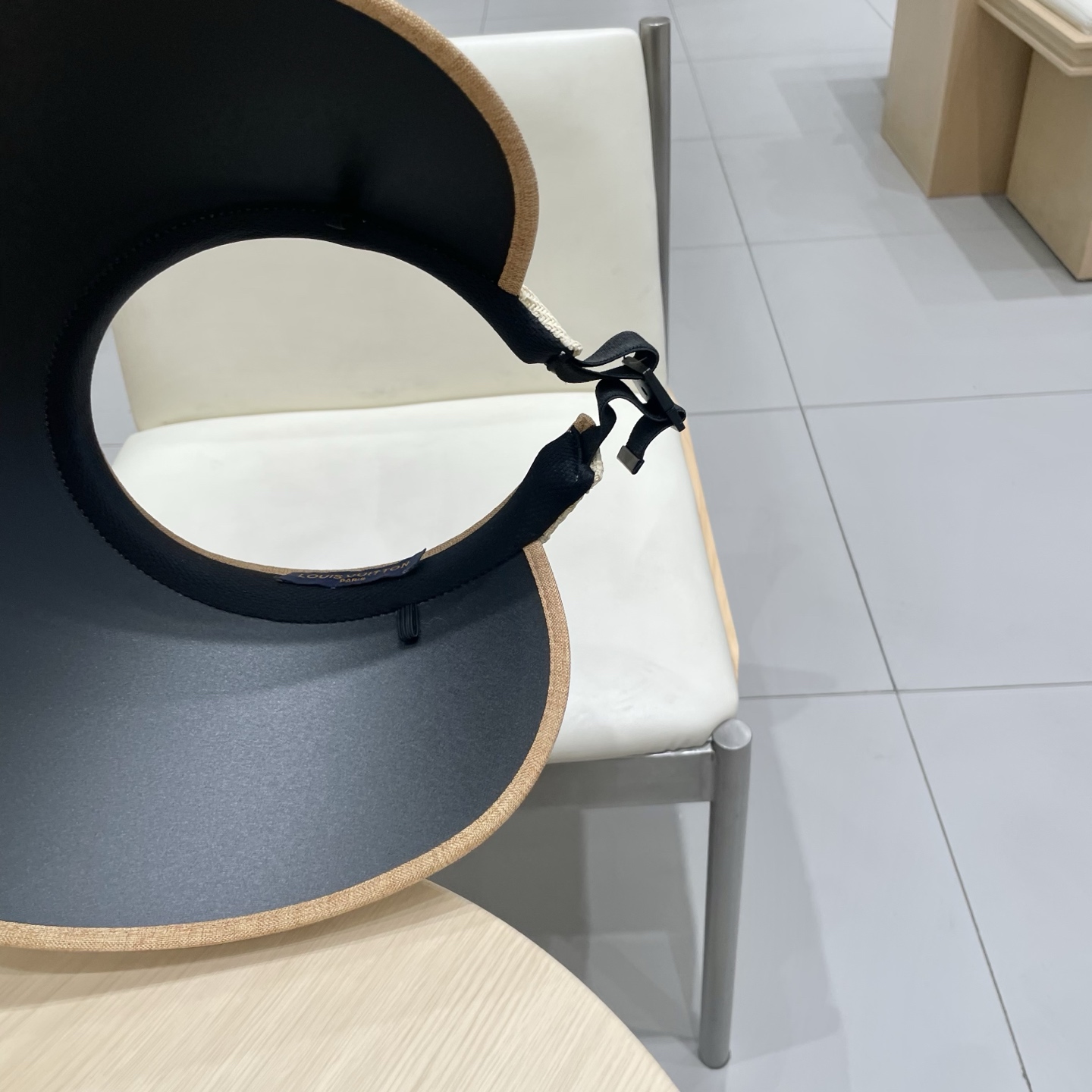   【LV路易威登】2025夏季新款男女款遮阳帽空顶帽，大牌出货，超方便！好搭！出街必备