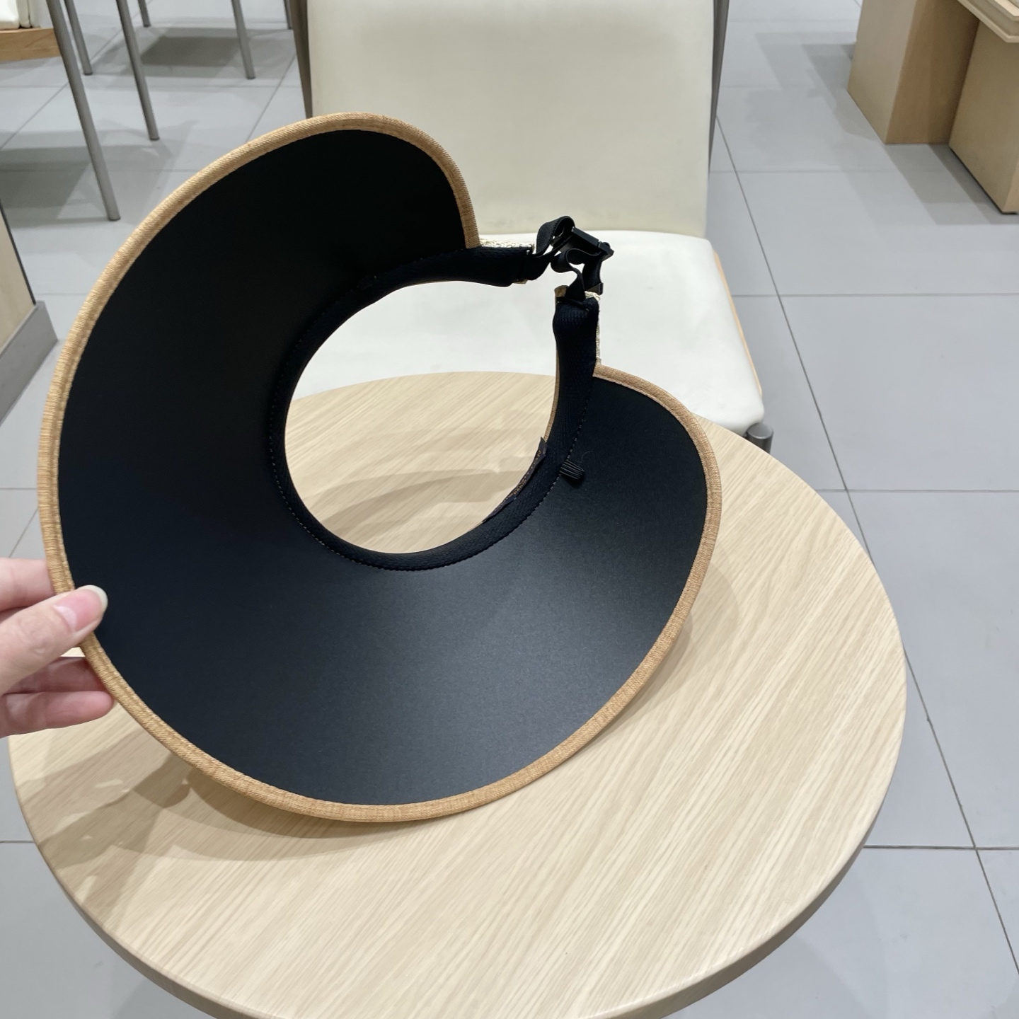   【LV路易威登】2025夏季新款男女款遮阳帽空顶帽，大牌出货，超方便！好搭！出街必备