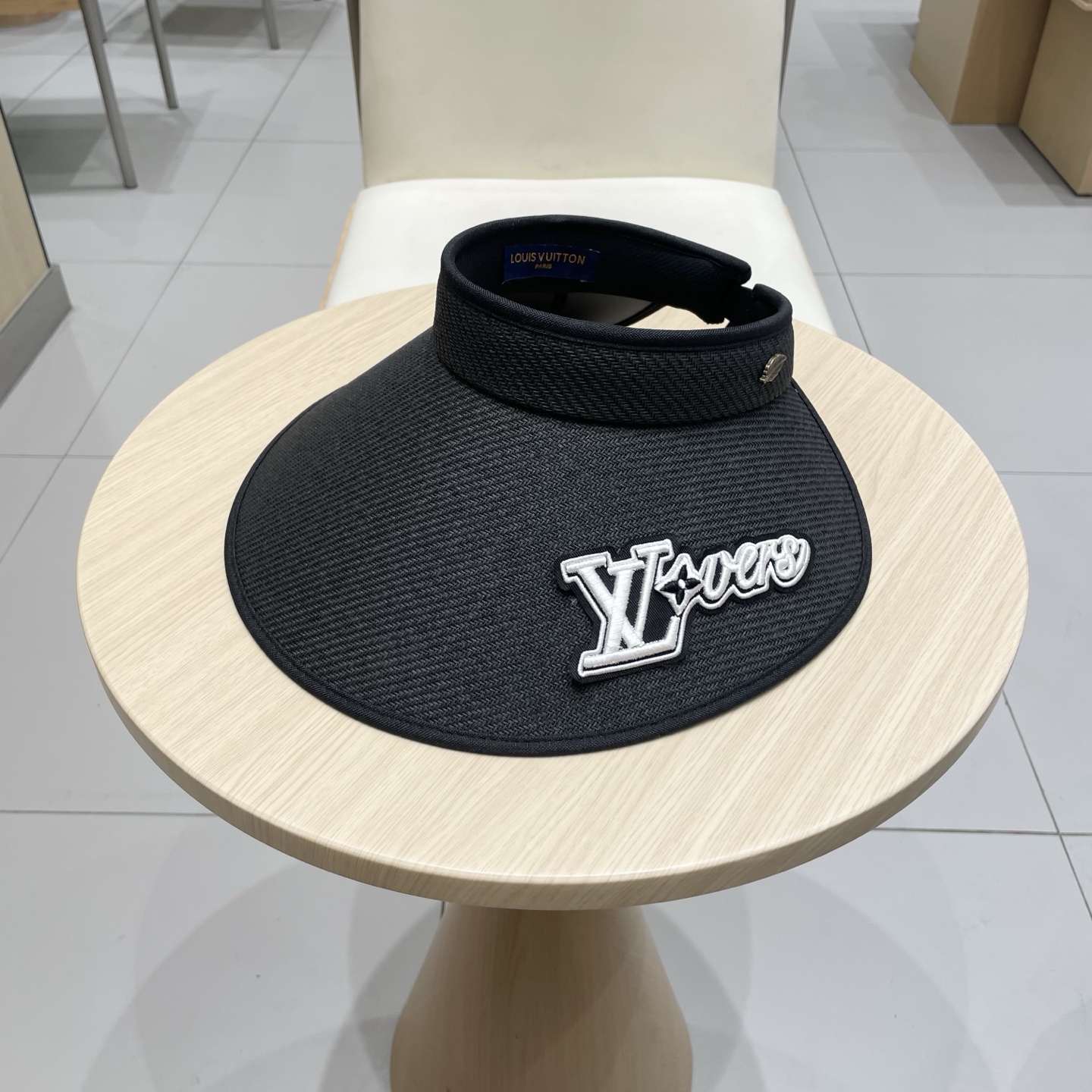   【LV路易威登】2025夏季新款男女款遮阳帽空顶帽，大牌出货，超方便！好搭！出街必备