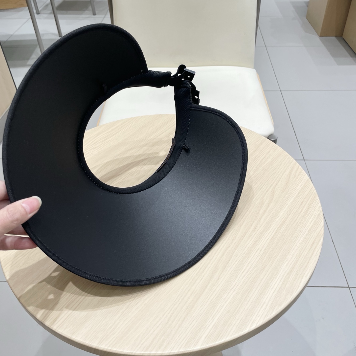   【LV路易威登】2025夏季新款男女款遮阳帽空顶帽，大牌出货，超方便！好搭！出街必备