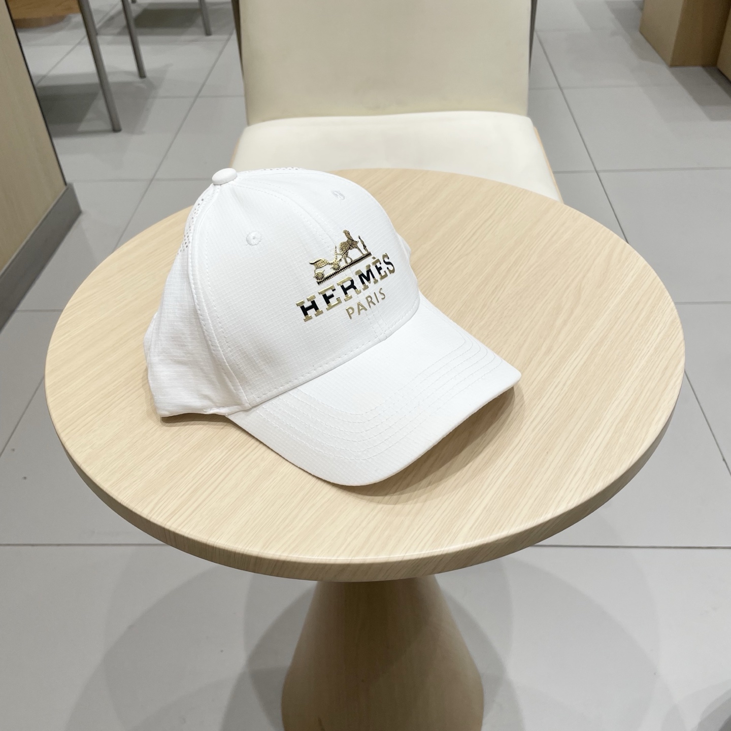 爱马仕 新款棒球帽，新款鸭舌帽，男女通用，头围57cm