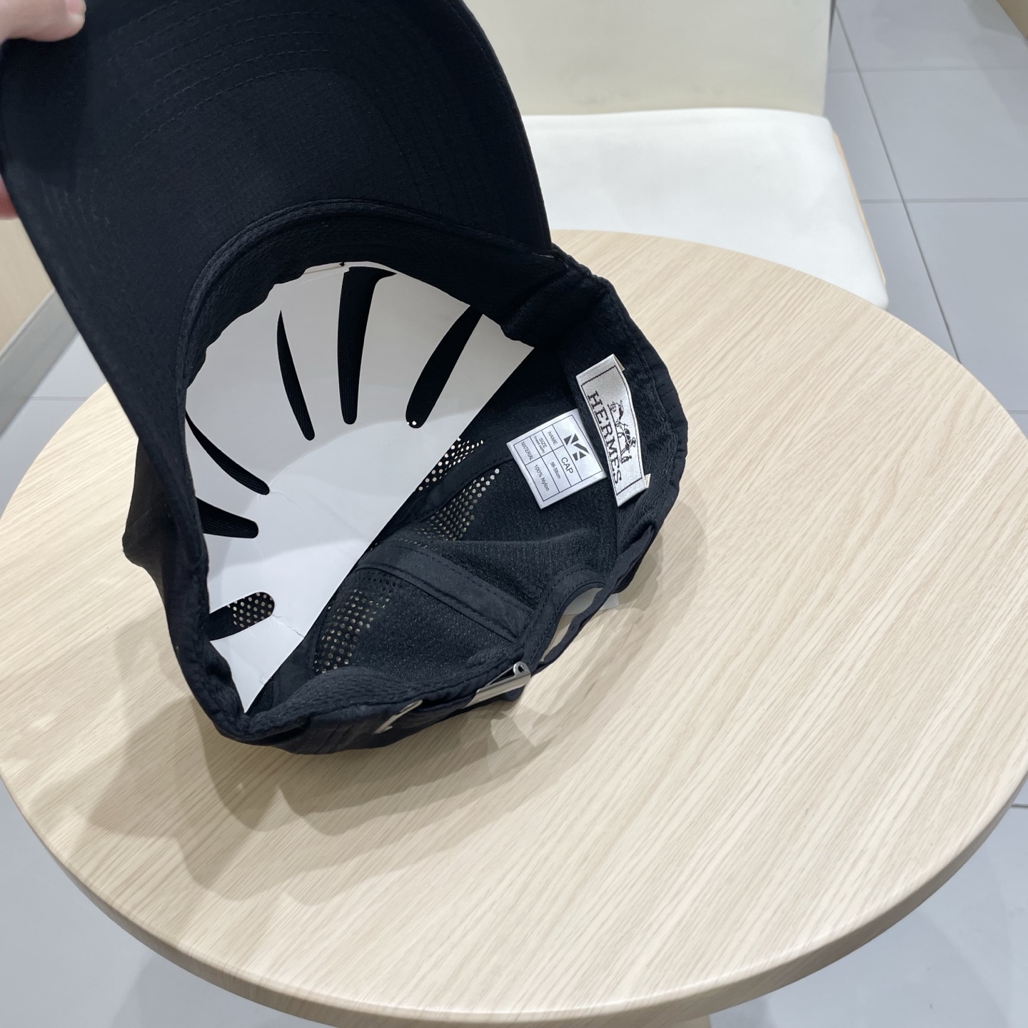 爱马仕 新款棒球帽，新款鸭舌帽，男女通用，头围57cm