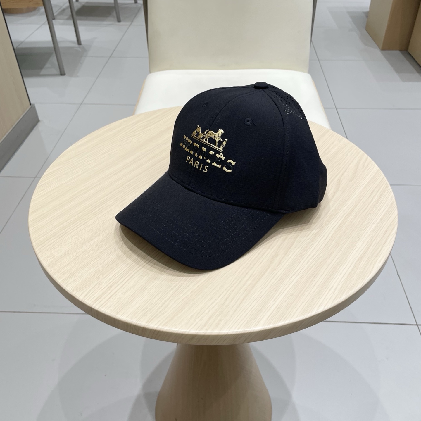 爱马仕 新款棒球帽，新款鸭舌帽，男女通用，头围57cm