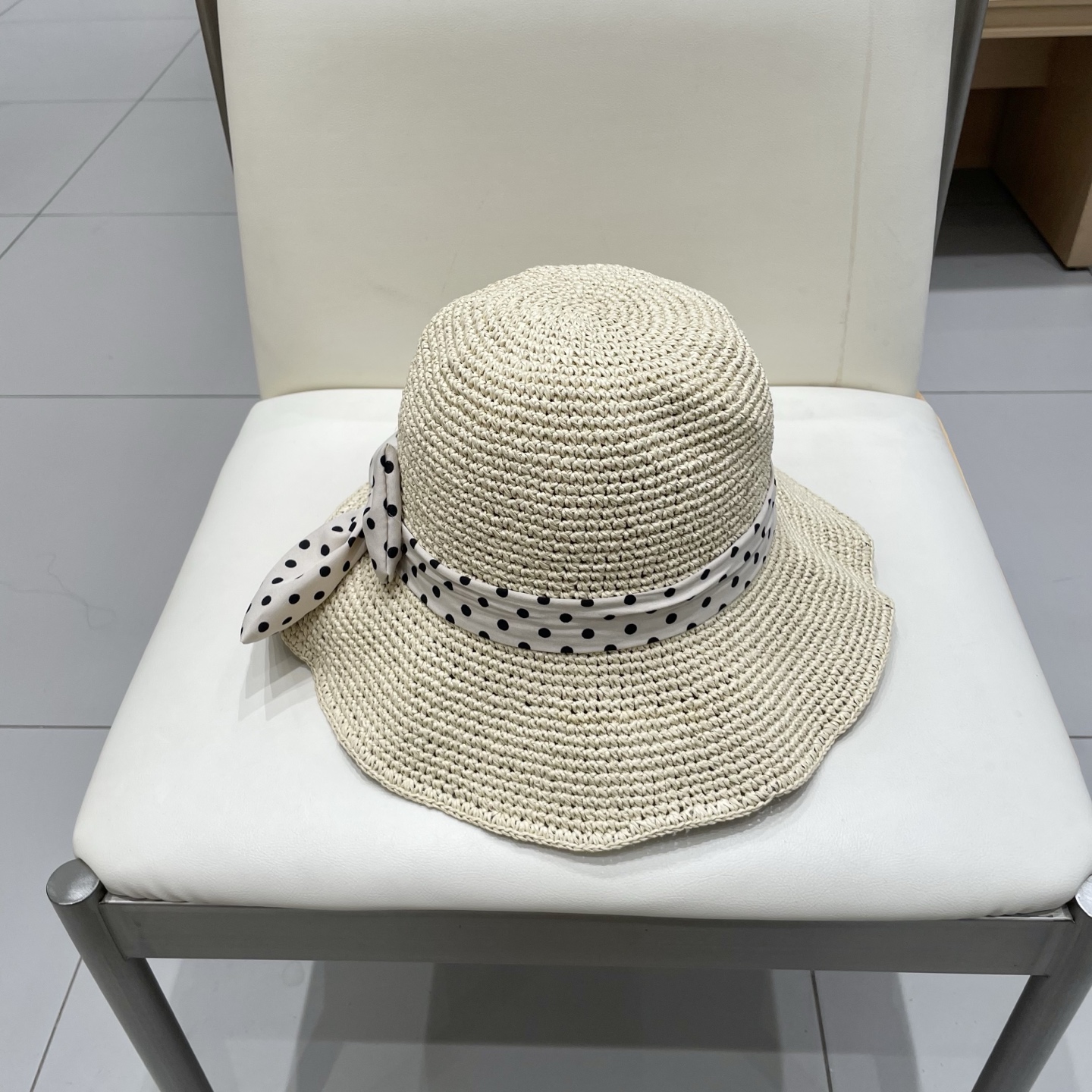 🧢路易威登棒球帽 LouisVuitton😍夏季优雅蝴蝶结飘带草帽女士百搭新韩版大檐沙滩帽防紫外线遮阳帽