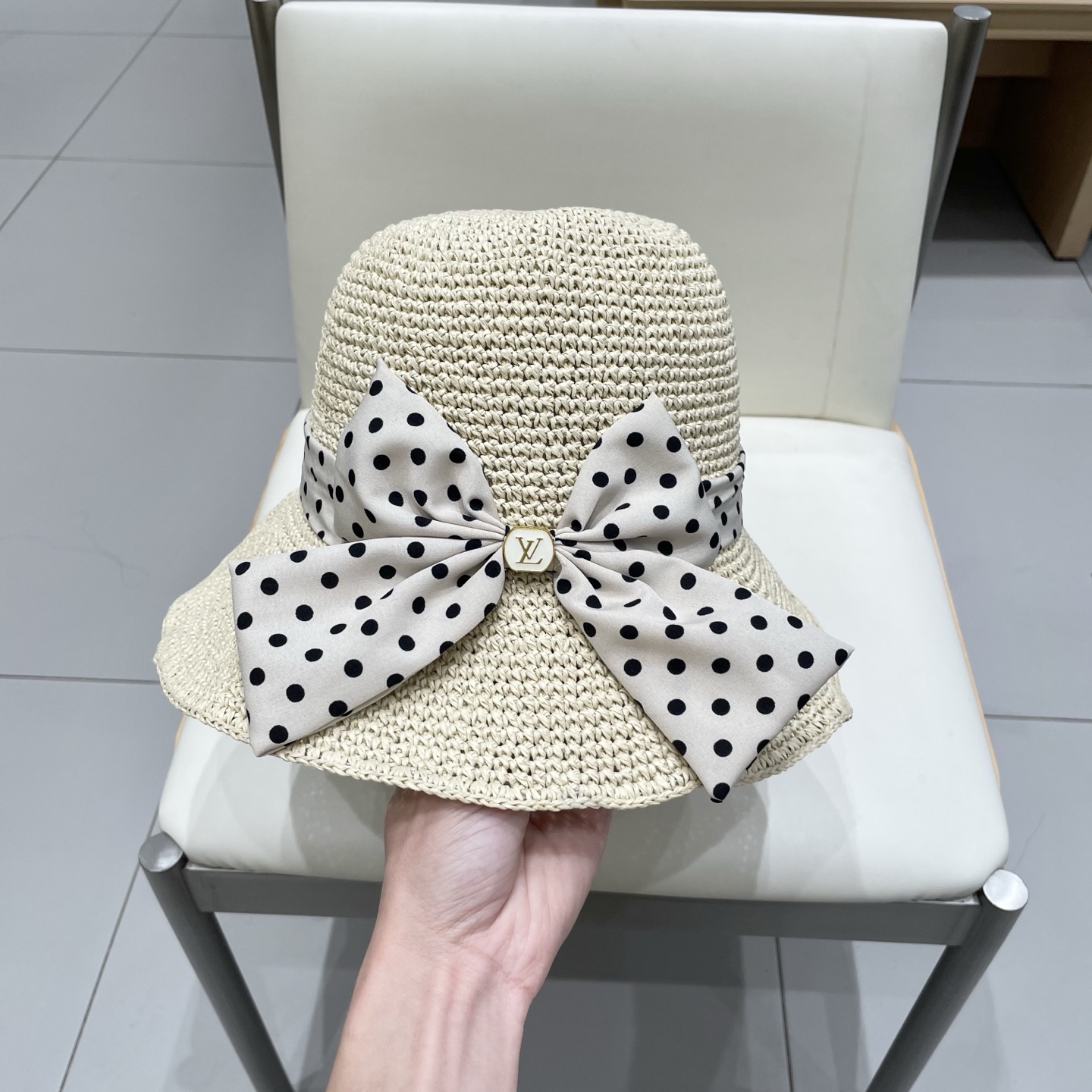 🧢路易威登棒球帽 LouisVuitton😍夏季优雅蝴蝶结飘带草帽女士百搭新韩版大檐沙滩帽防紫外线遮阳帽