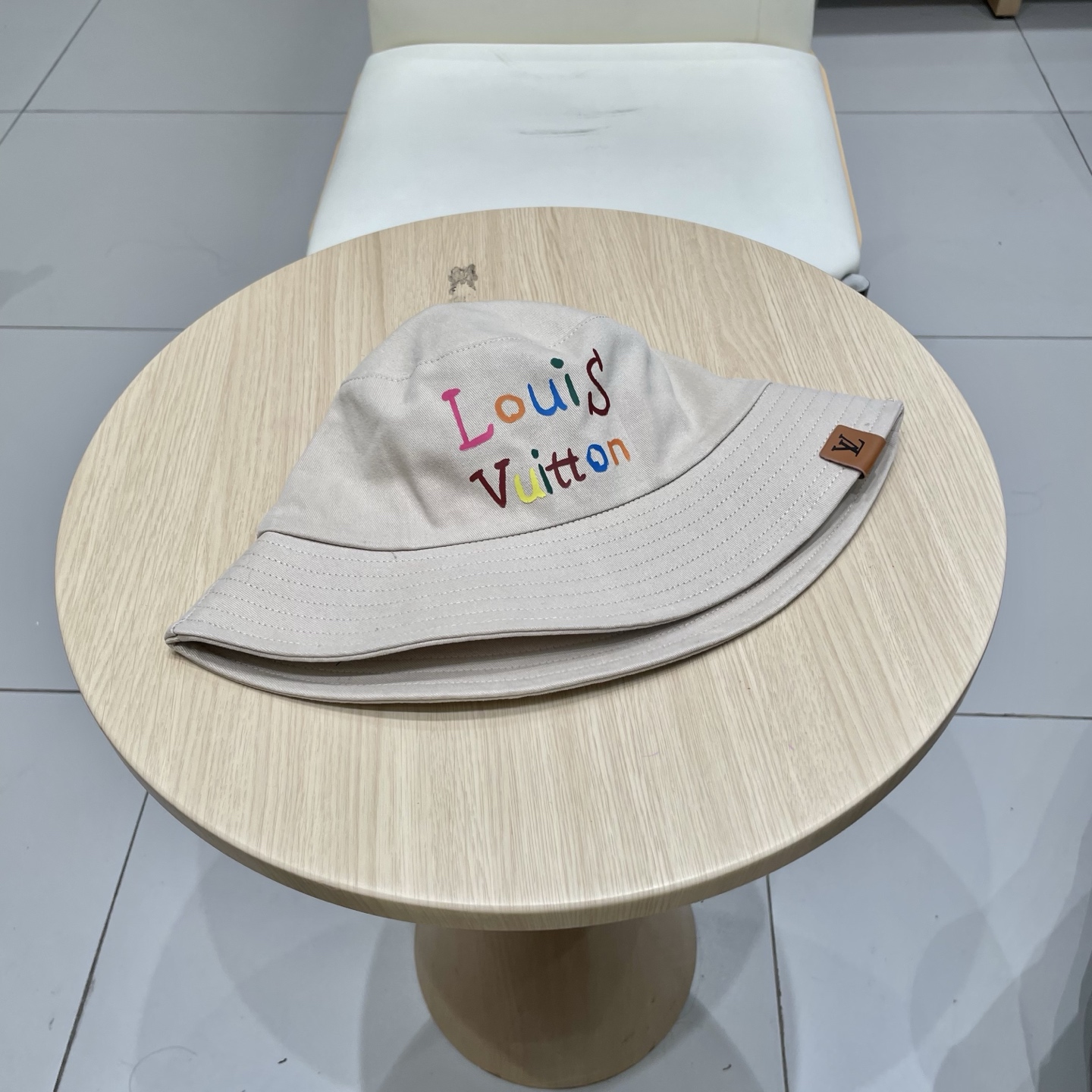 NO:350737,New!  Louis Vuitton's new LV fisherman's hat, heavy industry creates a high-end and atmospheric, versatile and universal for both men and women!  hat straw hat fisherman hat baseball hat, hat, louis vuitton, louis vuitton, louis vuitton, espadrilles, hats上新！路易威登 LouisVuitton 新款LV渔夫帽,重工打造高端大气,百搭款男女通用！帽子草帽渔夫帽棒球帽,帽子,louis vuitton,louis vuitton,louis vuitton,espadrilles,hats,hat