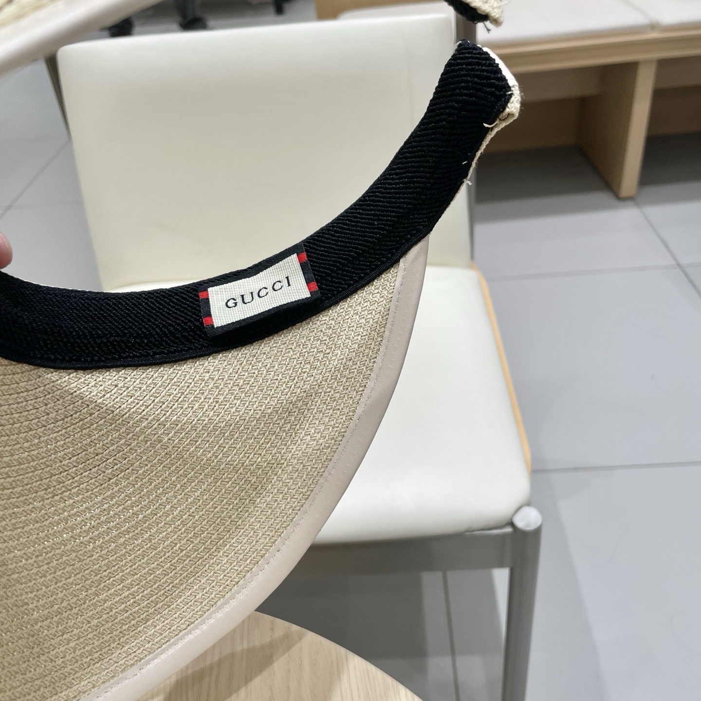  gucci古奇2025新款发箍式网红太阳帽皮边遮阳防紫外线空顶帽子沙滩防晒草帽