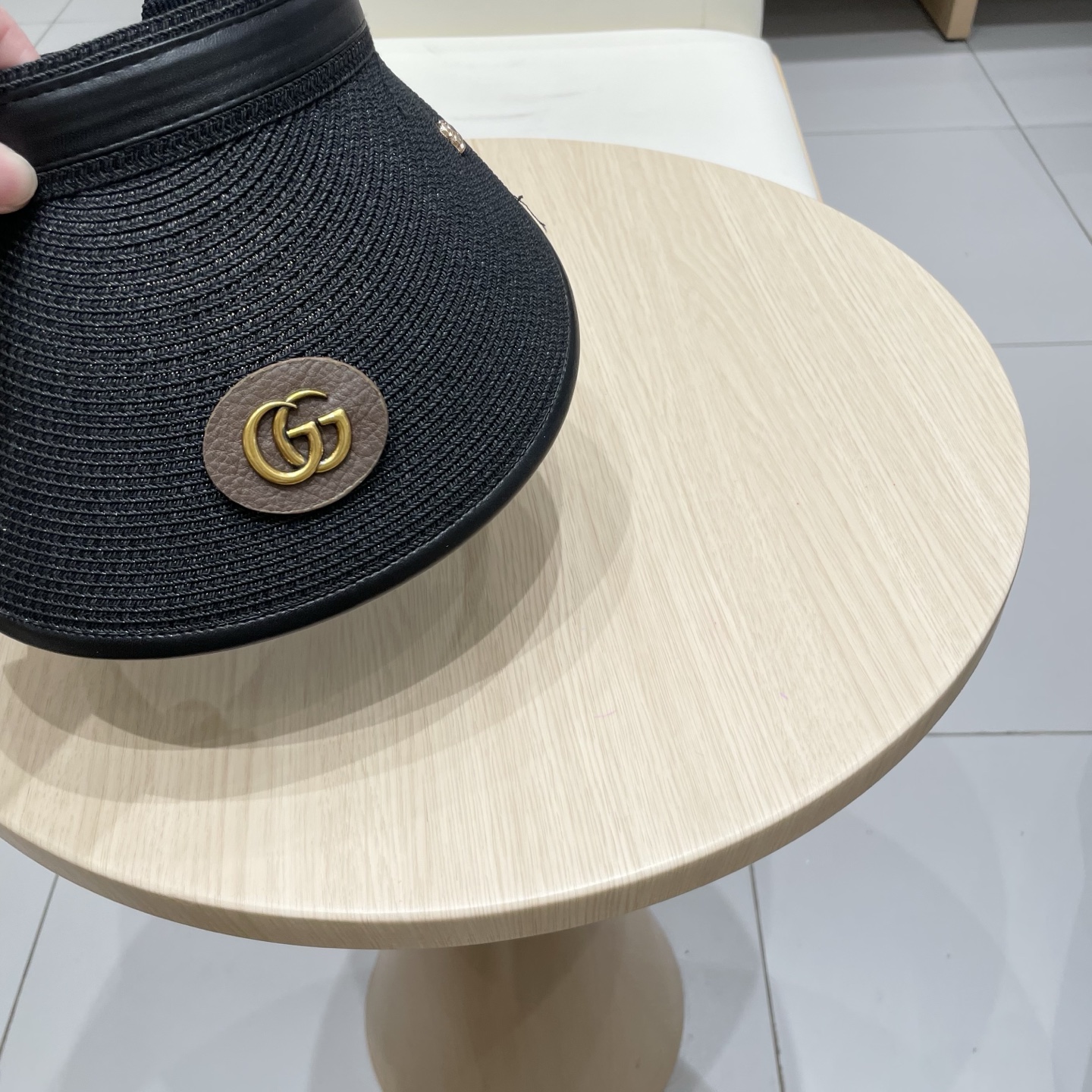  gucci古奇2025新款发箍式网红太阳帽皮边遮阳防紫外线空顶帽子沙滩防晒草帽