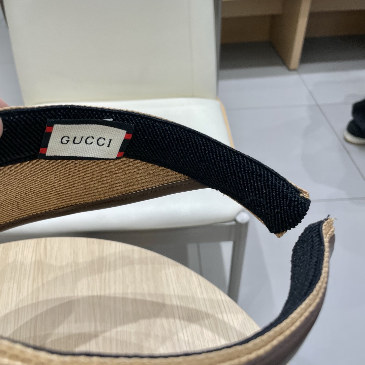  gucci古奇2025新款发箍式网红太阳帽皮边遮阳防紫外线空顶帽子沙滩防晒草帽
