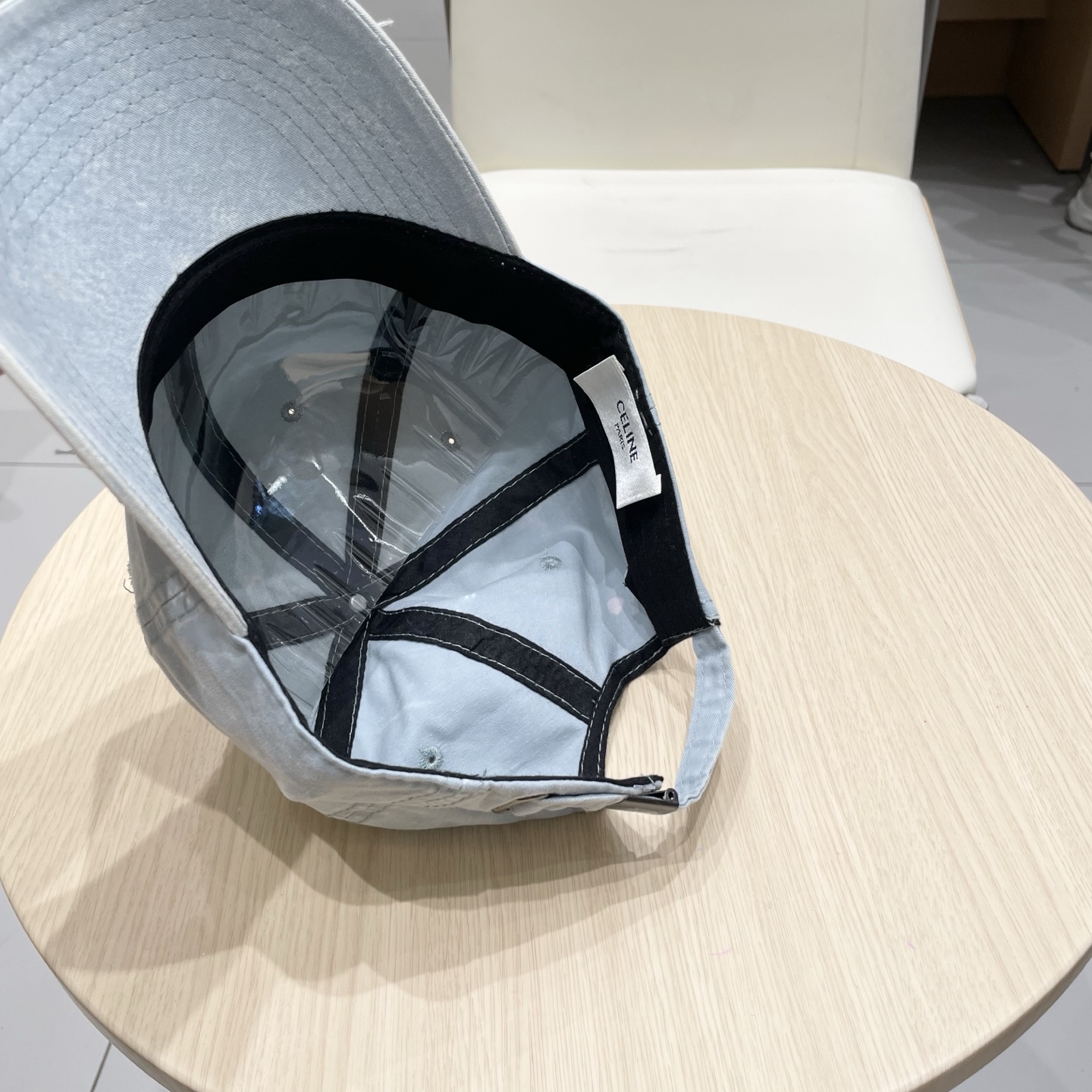 CELINE 塞琳 新款 🆕 棒球帽 🧢 原单棒球帽 🧢原版1.1复刻 面料轻盈透气。 💥完美版型，原厂