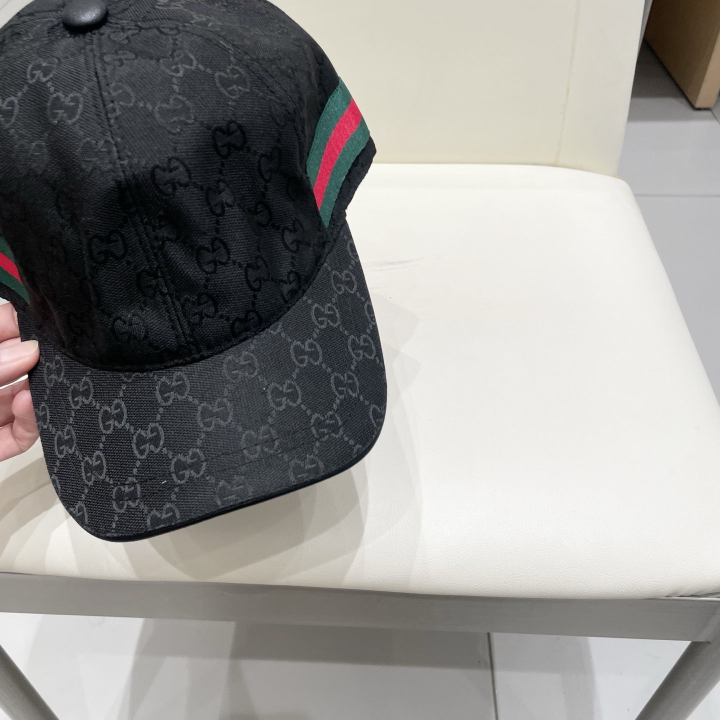 万年经典款新色出，Gucci(古奇)经典原单棒球帽😍😍专柜1:1开模订制，最高版本，原版帆布料+头层牛皮