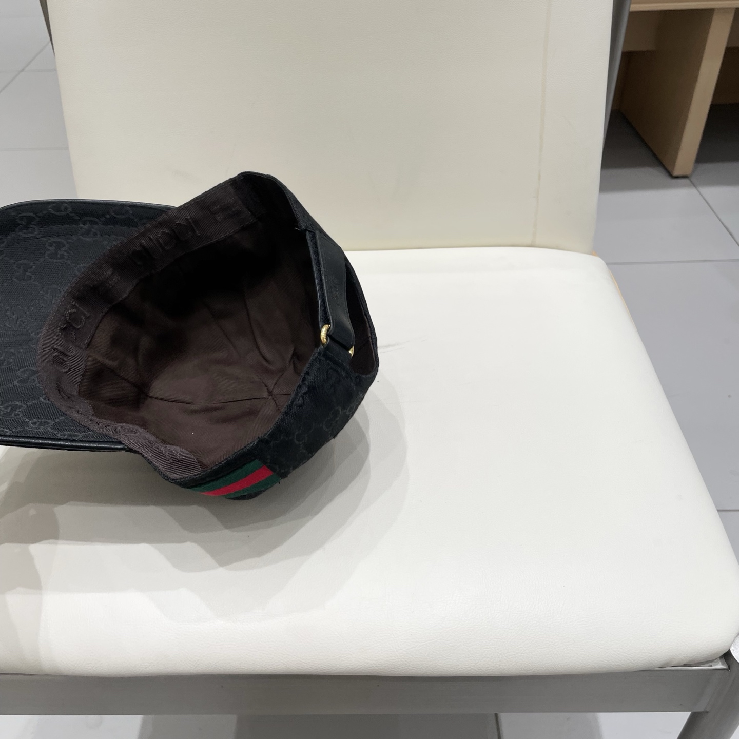 万年经典款新色出，Gucci(古奇)经典原单棒球帽😍😍专柜1:1开模订制，最高版本，原版帆布料+头层牛皮