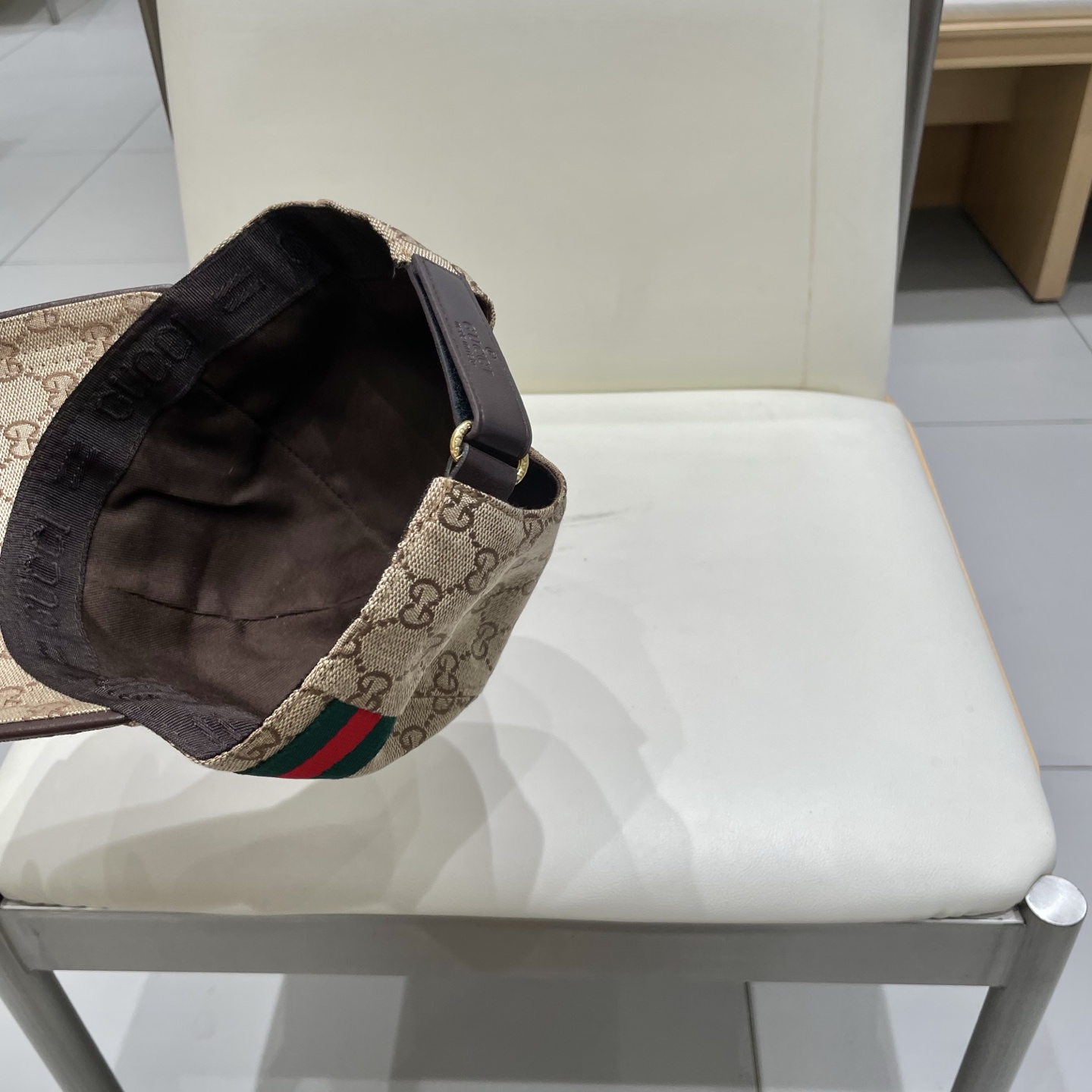 万年经典款新色出，Gucci(古奇)经典原单棒球帽😍😍专柜1:1开模订制，最高版本，原版帆布料+头层牛皮