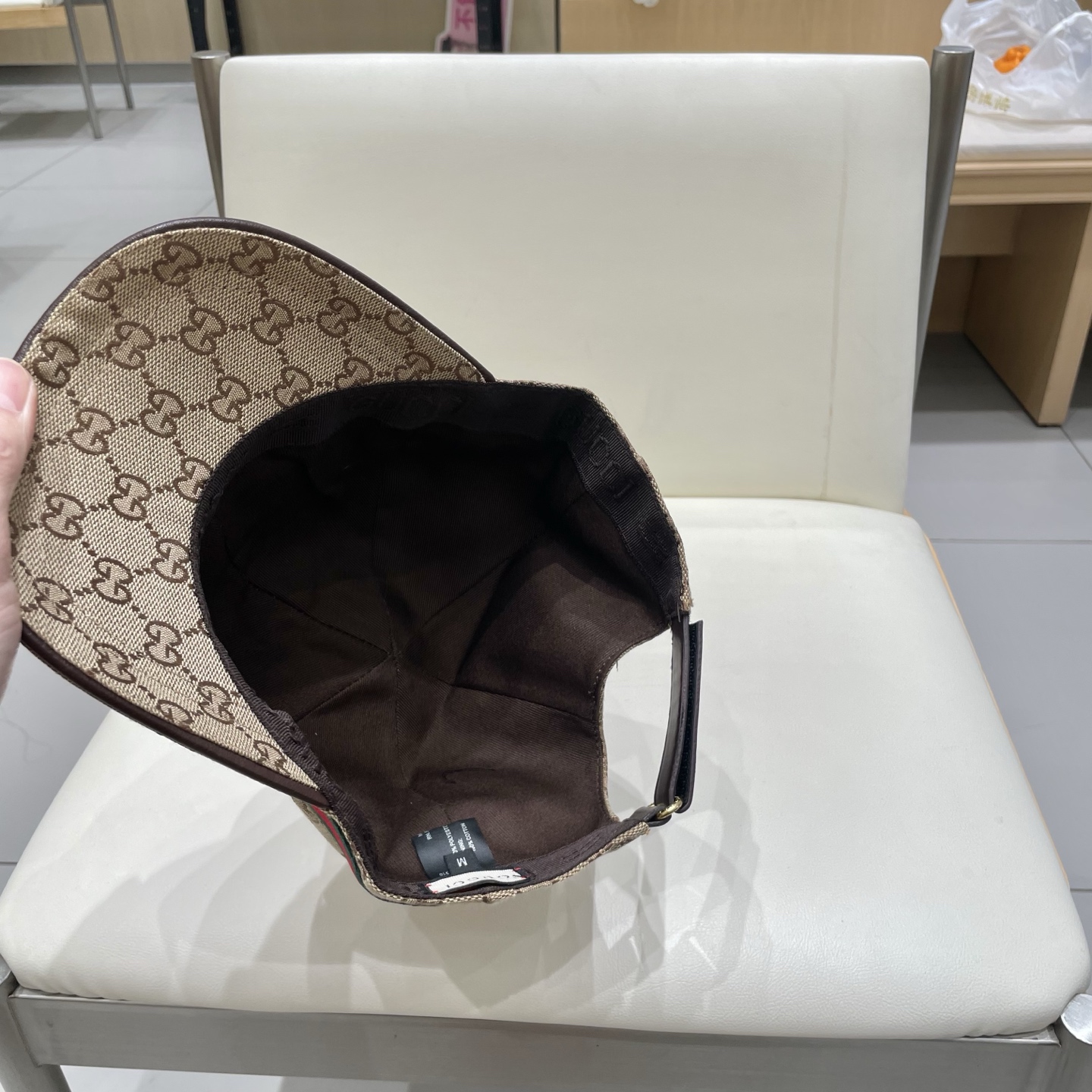 万年经典款新色出，Gucci(古奇)经典原单棒球帽😍😍专柜1:1开模订制，最高版本，原版帆布料+头层牛皮