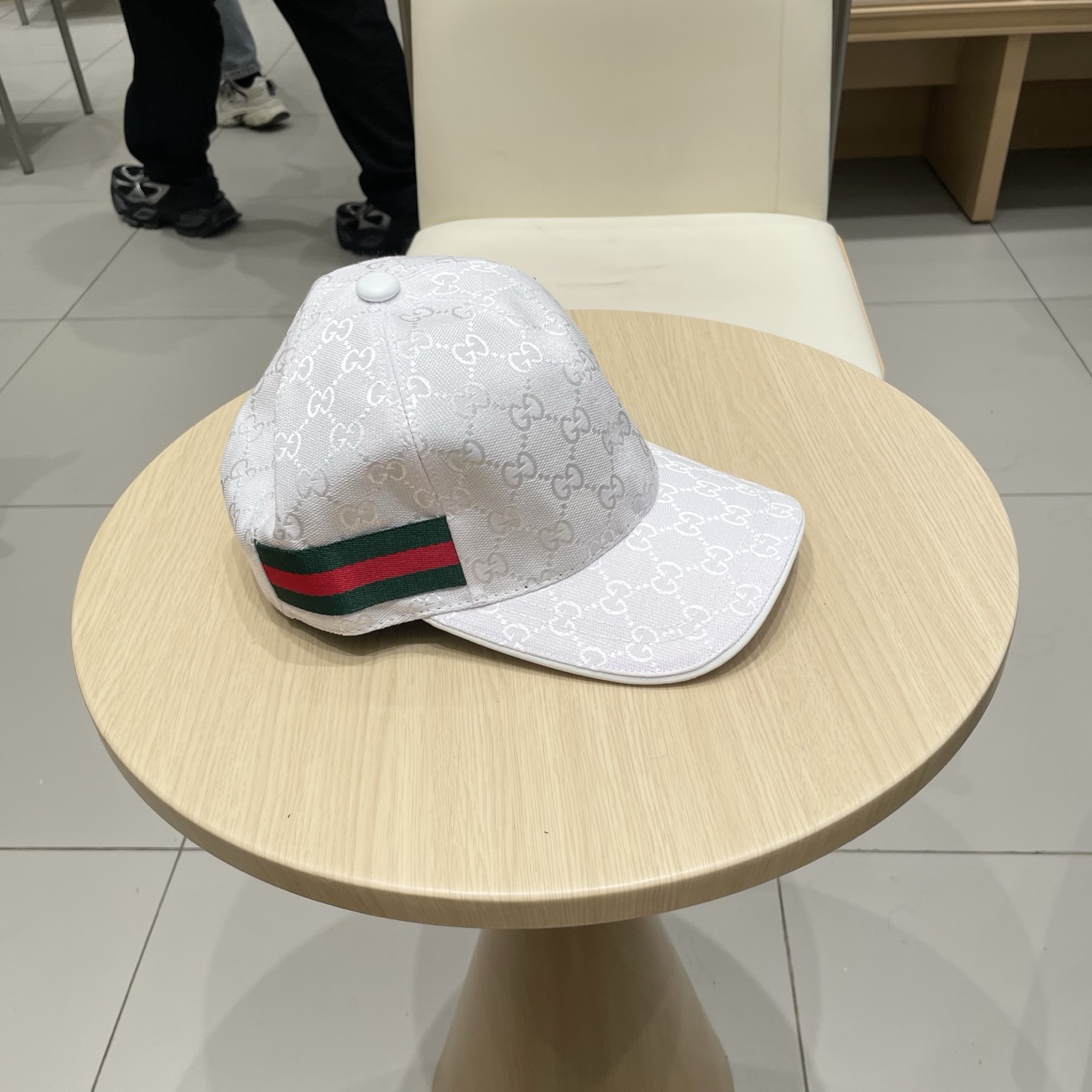 万年经典款新色出，Gucci(古奇)经典原单棒球帽😍😍专柜1:1开模订制，最高版本，原版帆布料+头层牛皮