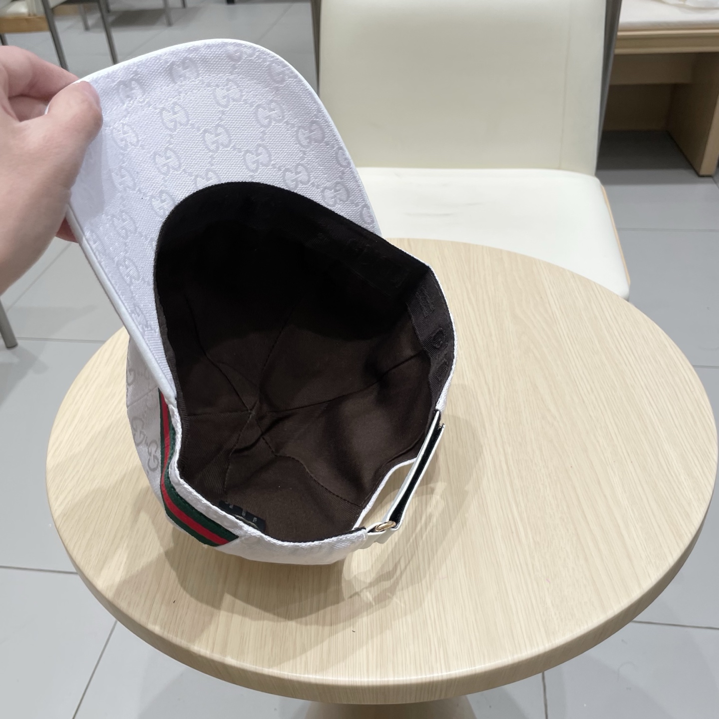 万年经典款新色出，Gucci(古奇)经典原单棒球帽😍😍专柜1:1开模订制，最高版本，原版帆布料+头层牛皮