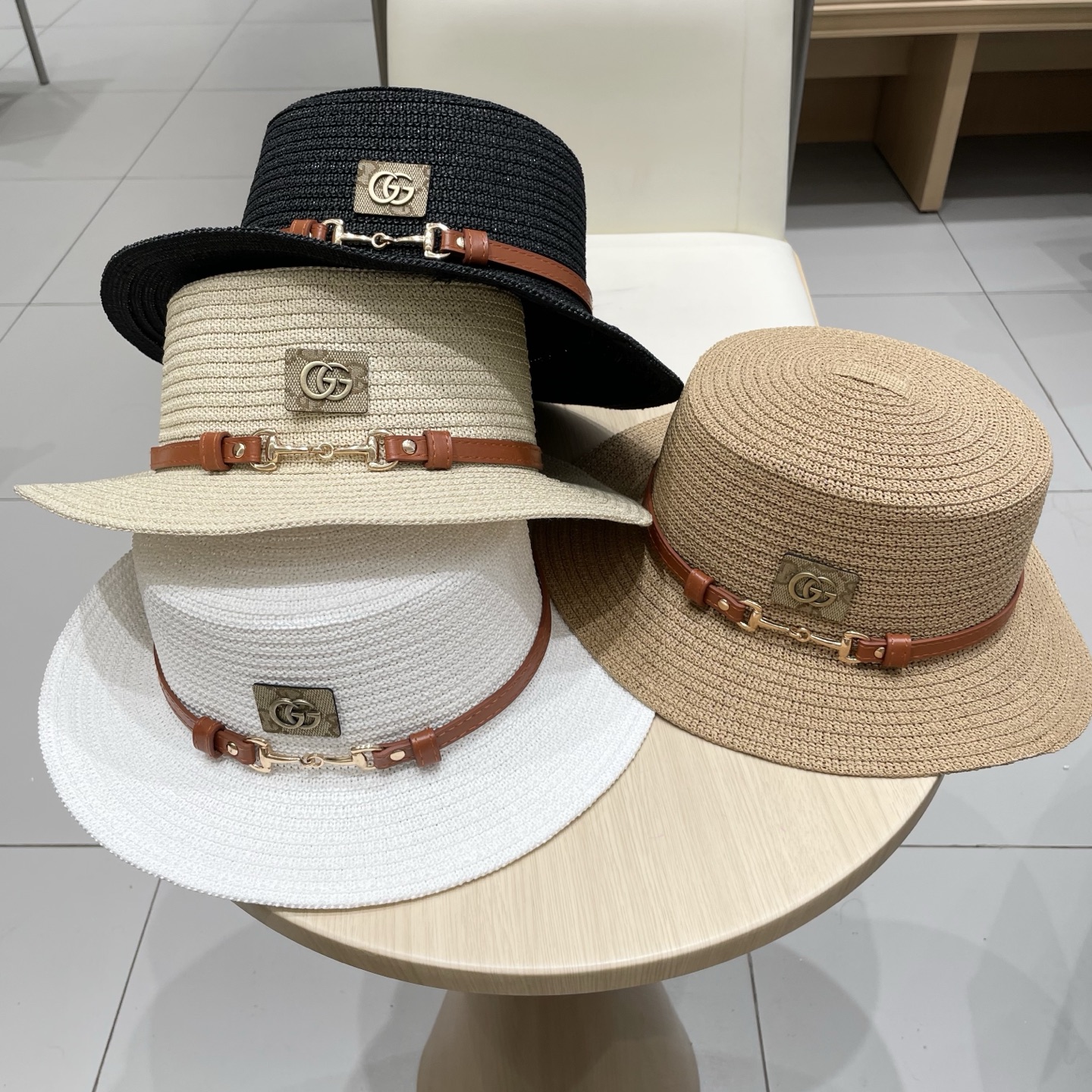     Gucci古奇2025新款草帽，名媛风遮阳帽，，旅游出街必备