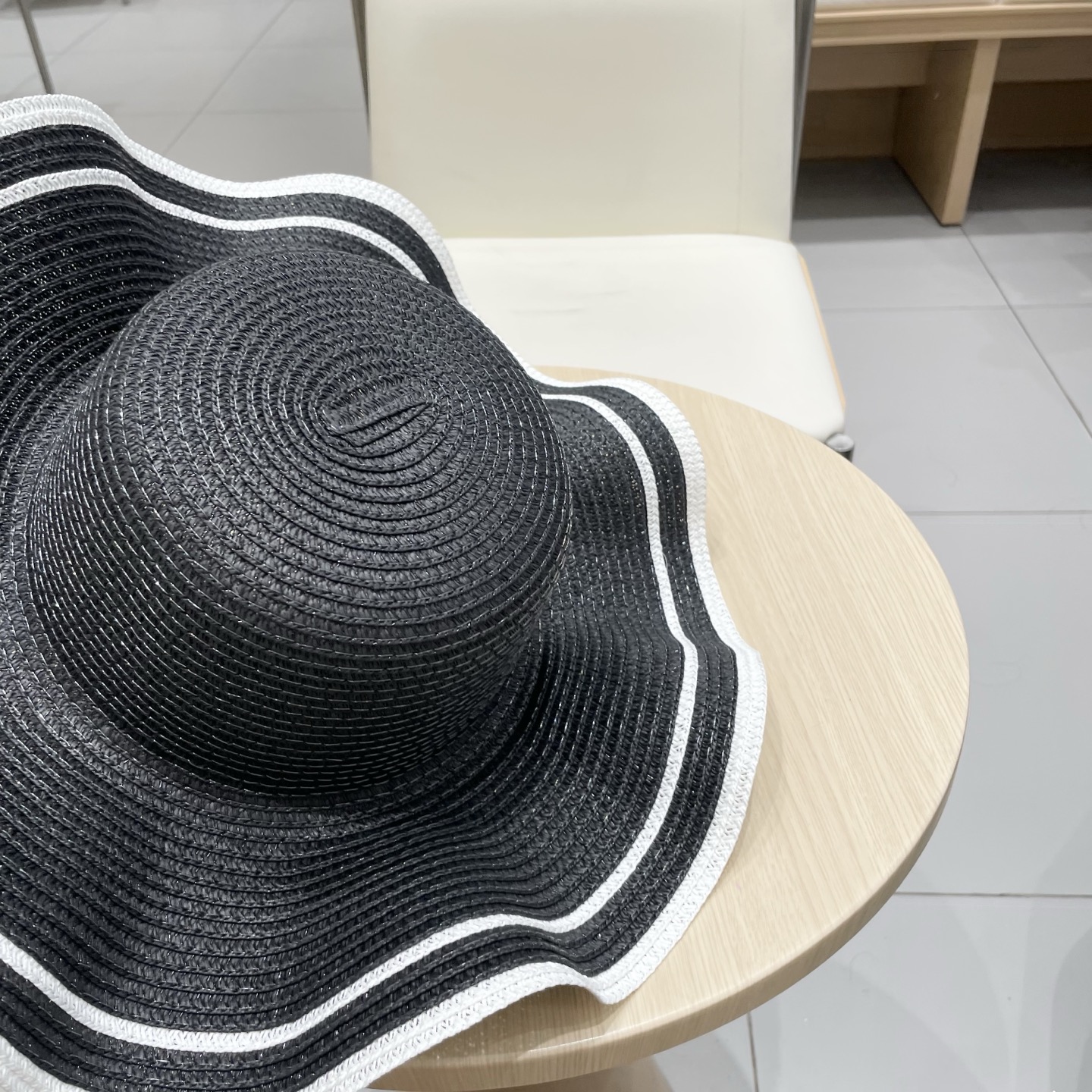  Dior迪奥新款波浪边礼帽，遮阳草帽，头围57cm