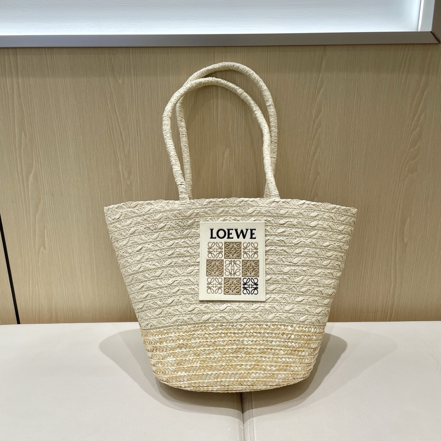 NO:230250,Loewe woven bag women's 2025 new seaside vacation beach straw woven bag summer large capacity single-shoulder bucket bag size top width 40X bottom width 23X 30cm hat straw hat fisherman hat baseball hat, hat, loewe, loewe, espadrilles, espadrilles, hats19860909Loewe罗意威编织包女2025新款海边度假沙滩草编包夏季大容量单肩水桶包尺寸上宽40X 下宽23X 30cm帽子草帽渔夫帽棒球帽,帽子,loewe,loewe,espadrilles,espadrilles,hats,hat