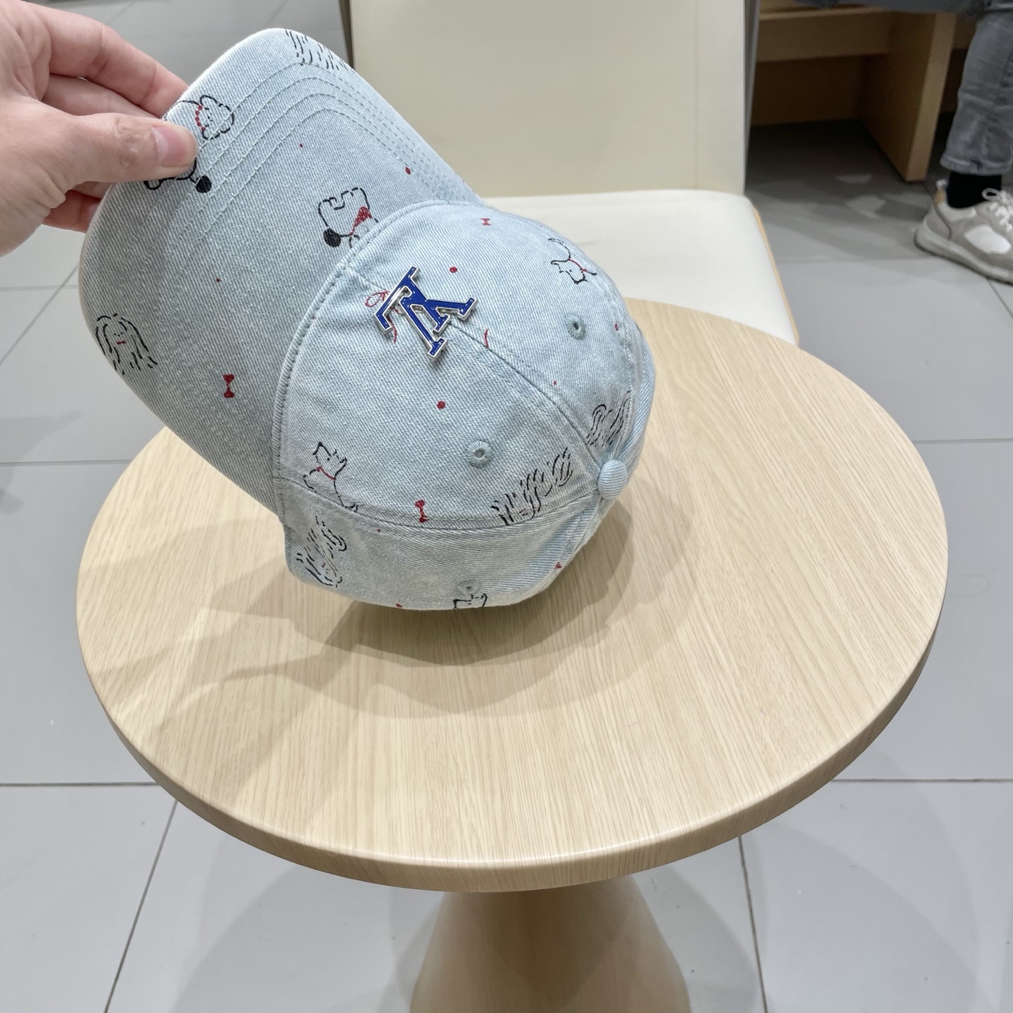 🧢路易威登棒球帽 LouisVuitton😍新款LV棒球帽，重工打造♥️高端大气，百搭款🤗男女通用！跑量