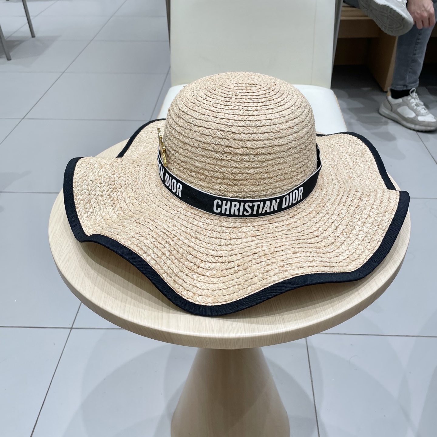 Dior迪奥圆顶草帽，拉菲草帽，头围57cm