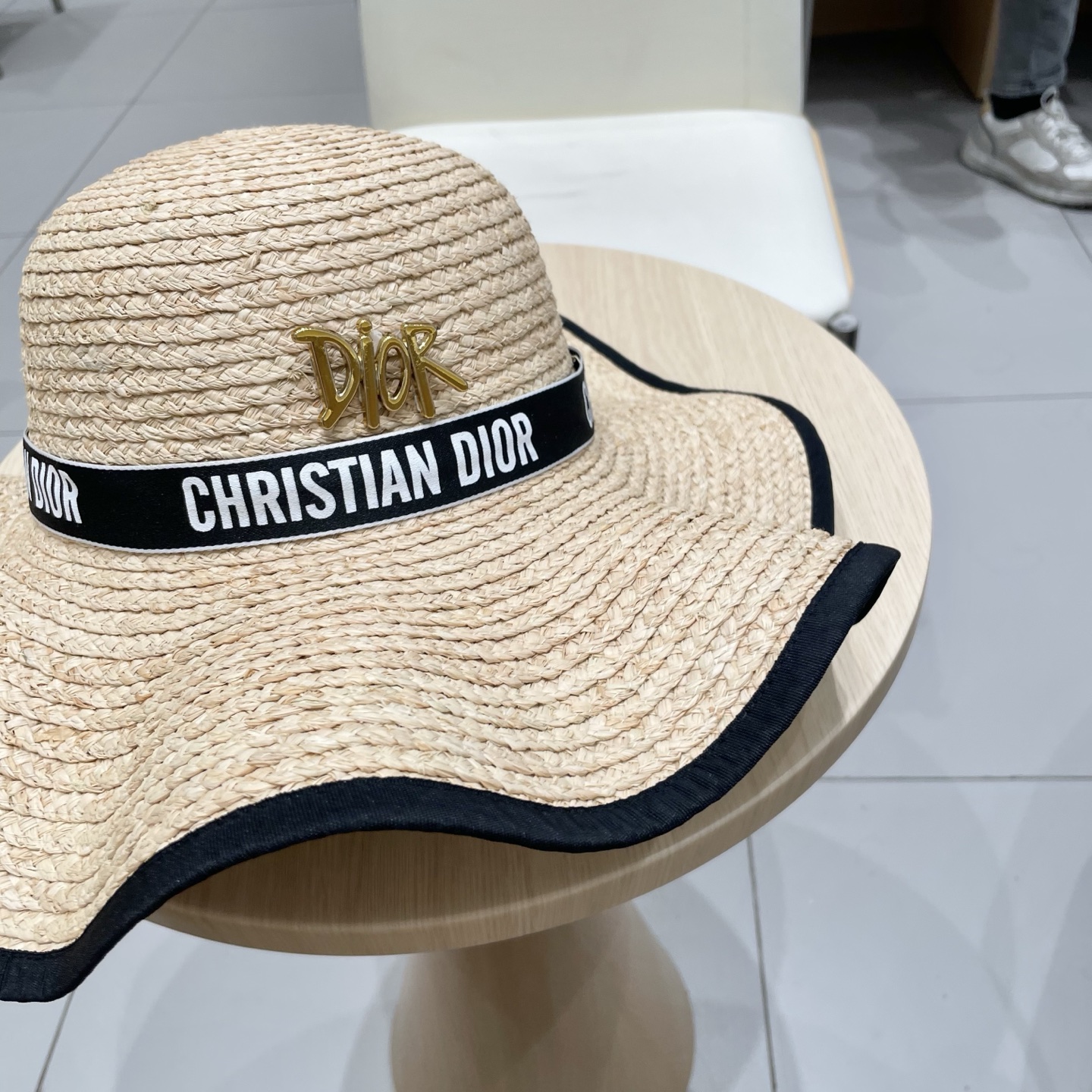 Dior迪奥圆顶草帽，拉菲草帽，头围57cm