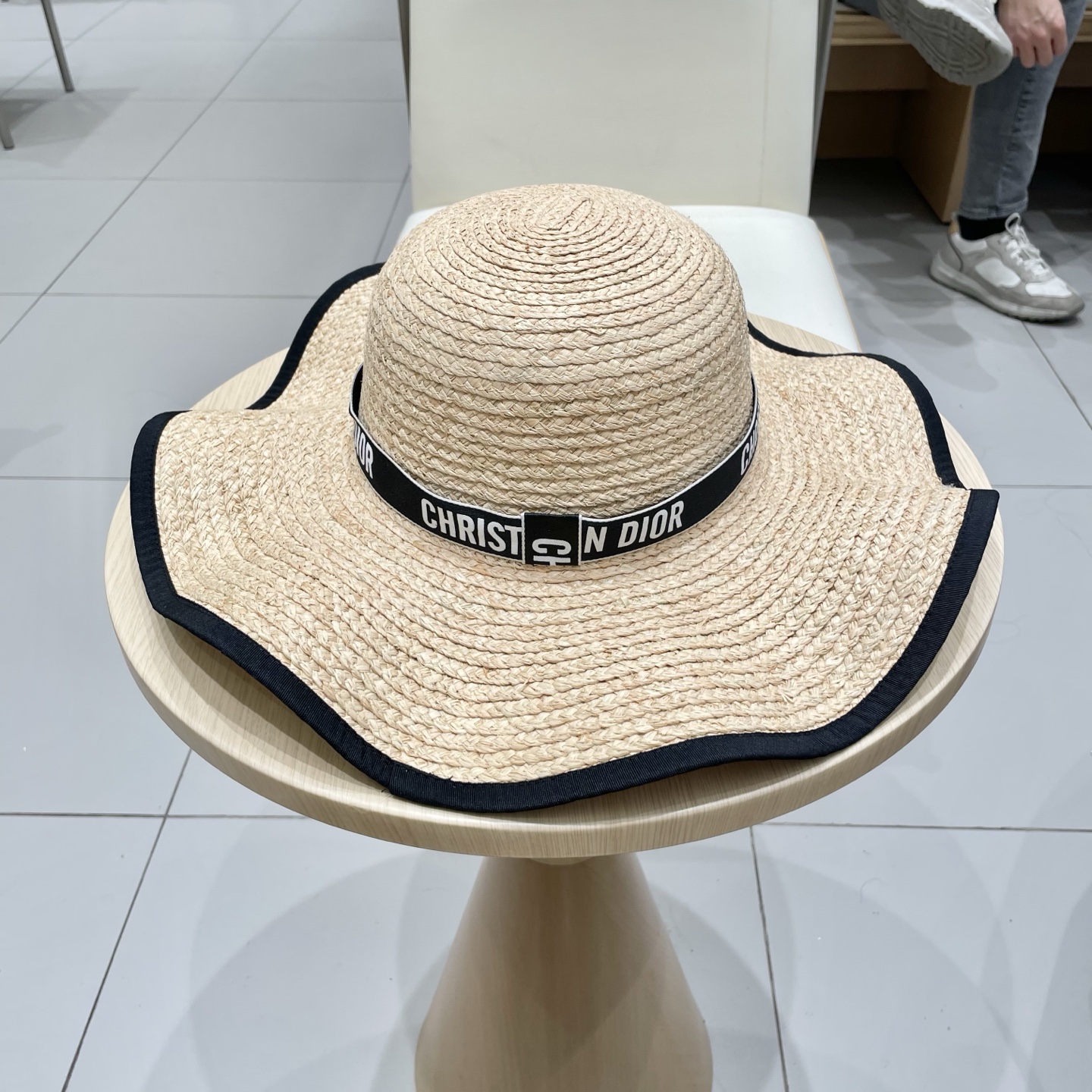 Dior迪奥圆顶草帽，拉菲草帽，头围57cm
