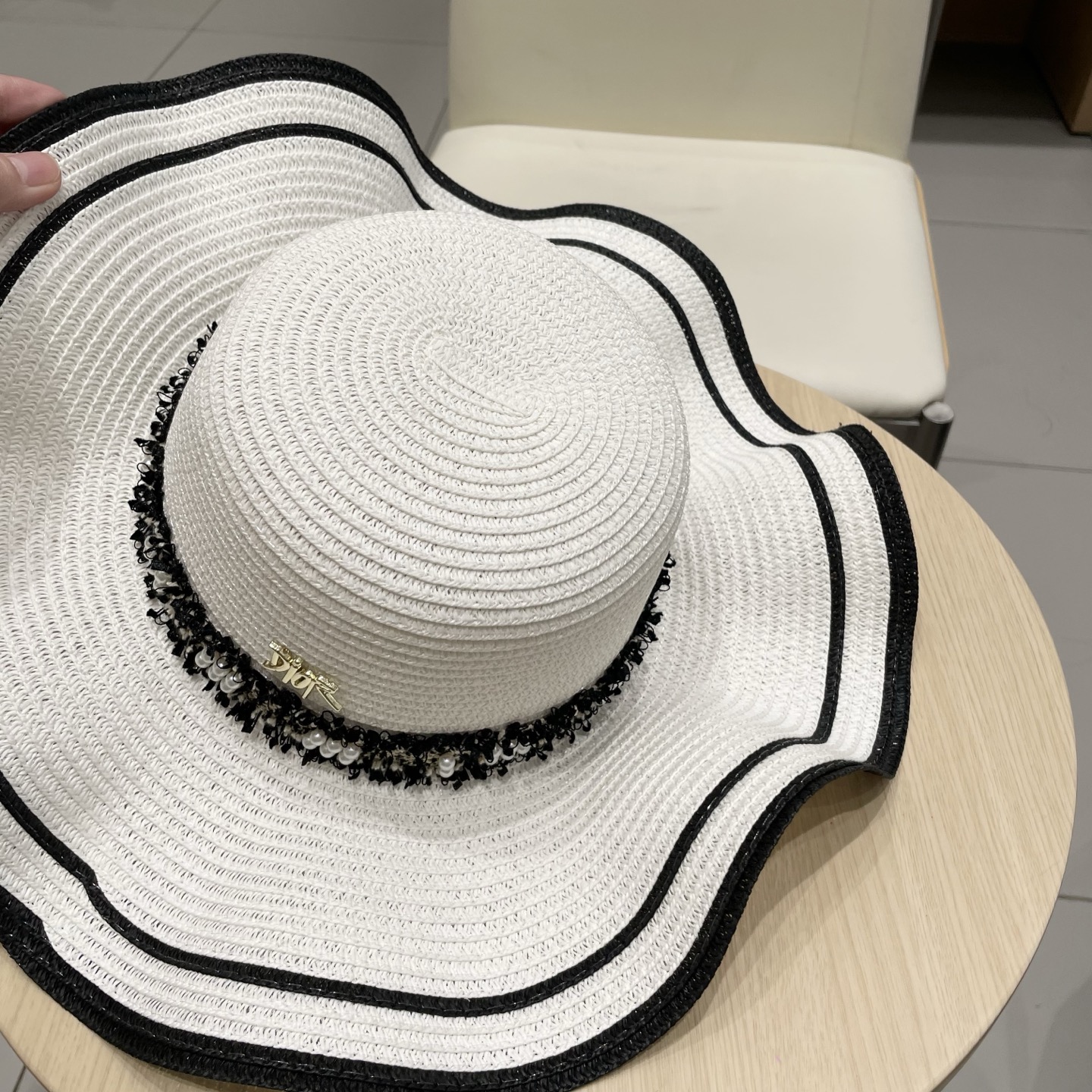 迪奥dior草帽，波浪边遮阳帽，头围57cm
