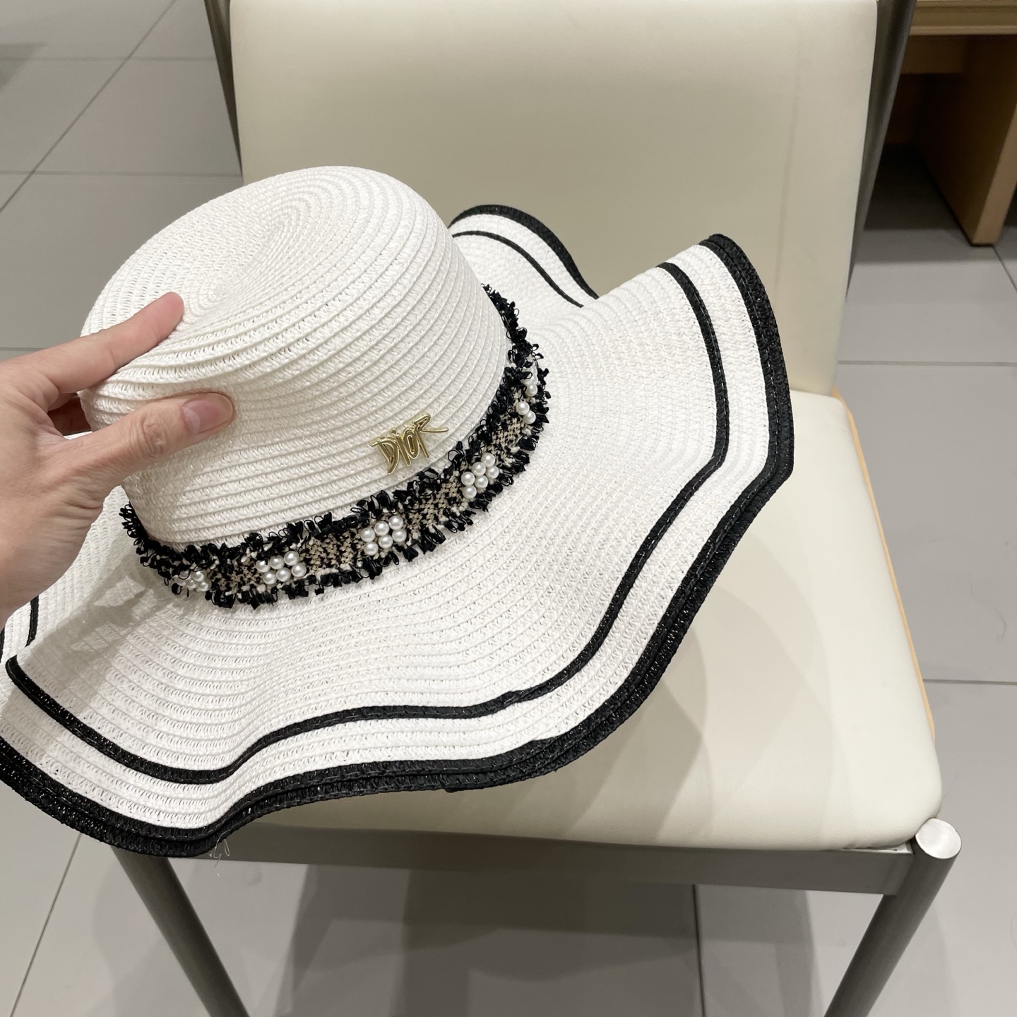 迪奥dior草帽，波浪边遮阳帽，头围57cm