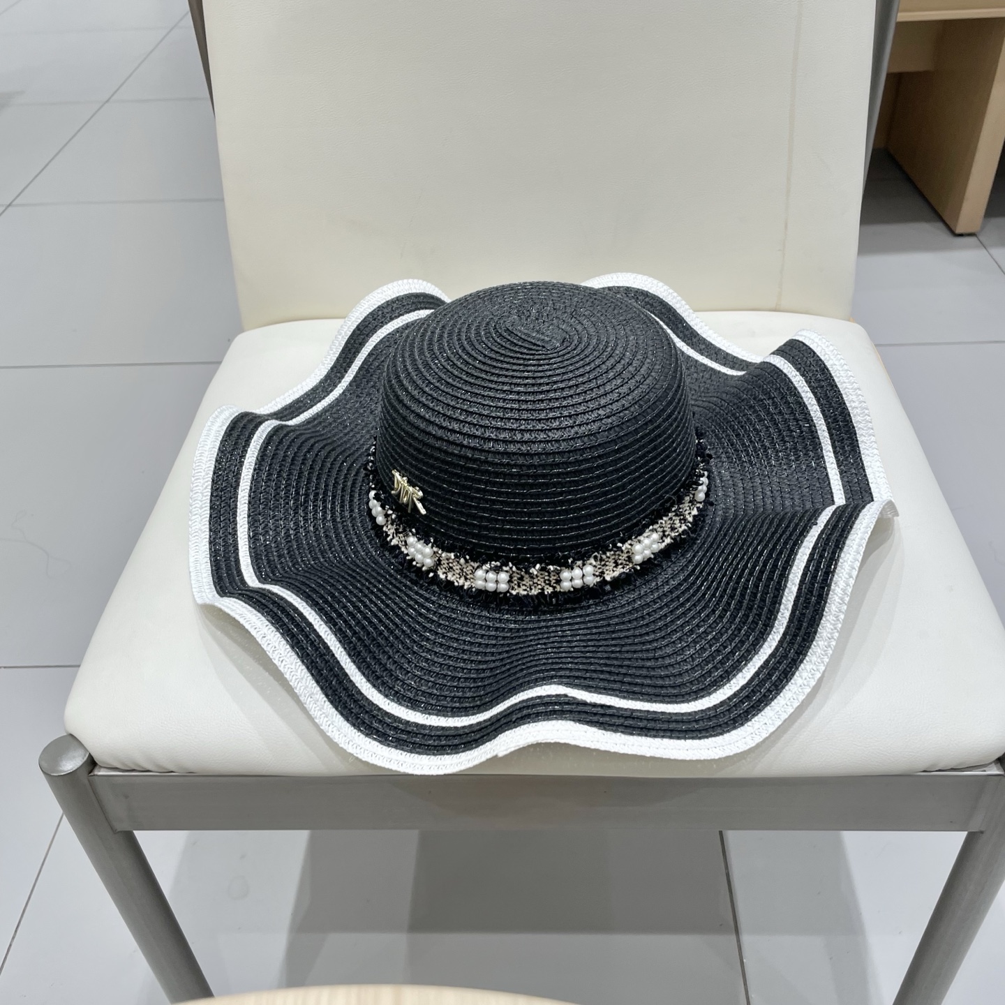 迪奥dior草帽，波浪边遮阳帽，头围57cm