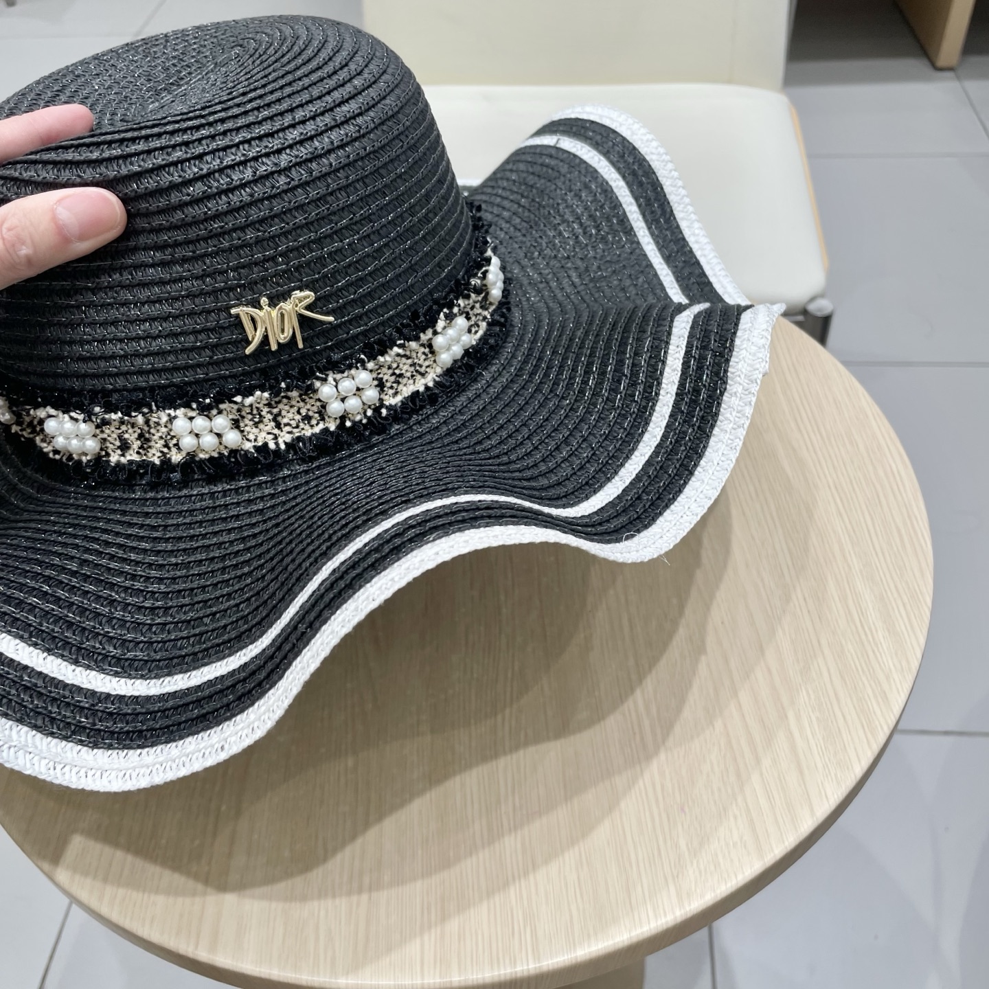 迪奥dior草帽，波浪边遮阳帽，头围57cm