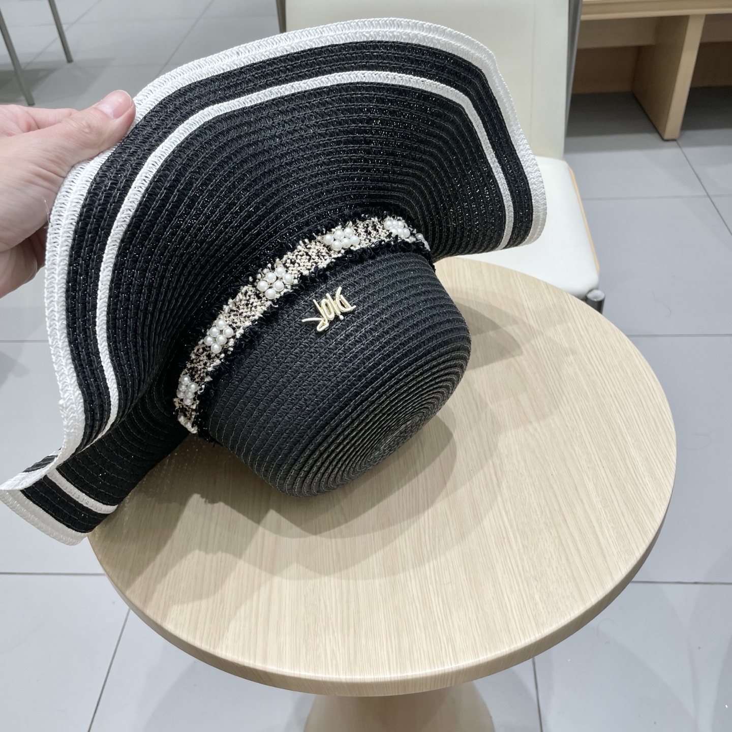 迪奥dior草帽，波浪边遮阳帽，头围57cm